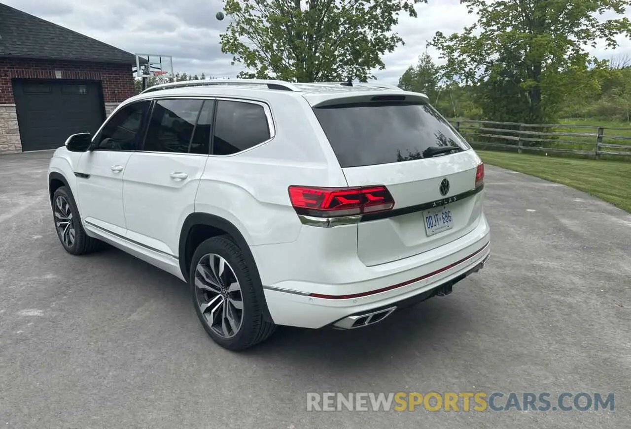 3 Photograph of a damaged car 1V2FR2CA6PC556336 VOLKSWAGEN ATLAS 2023