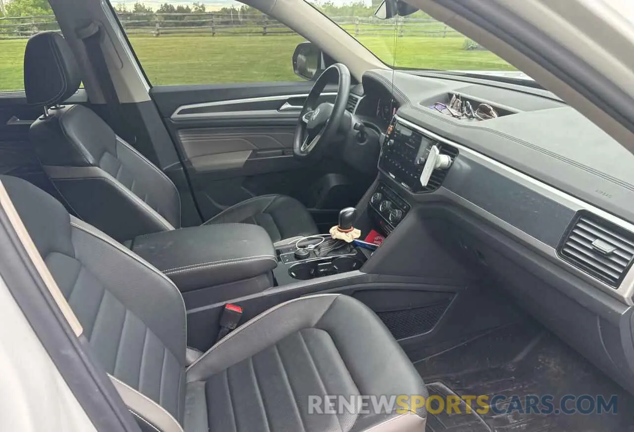 5 Photograph of a damaged car 1V2FR2CA6PC556336 VOLKSWAGEN ATLAS 2023
