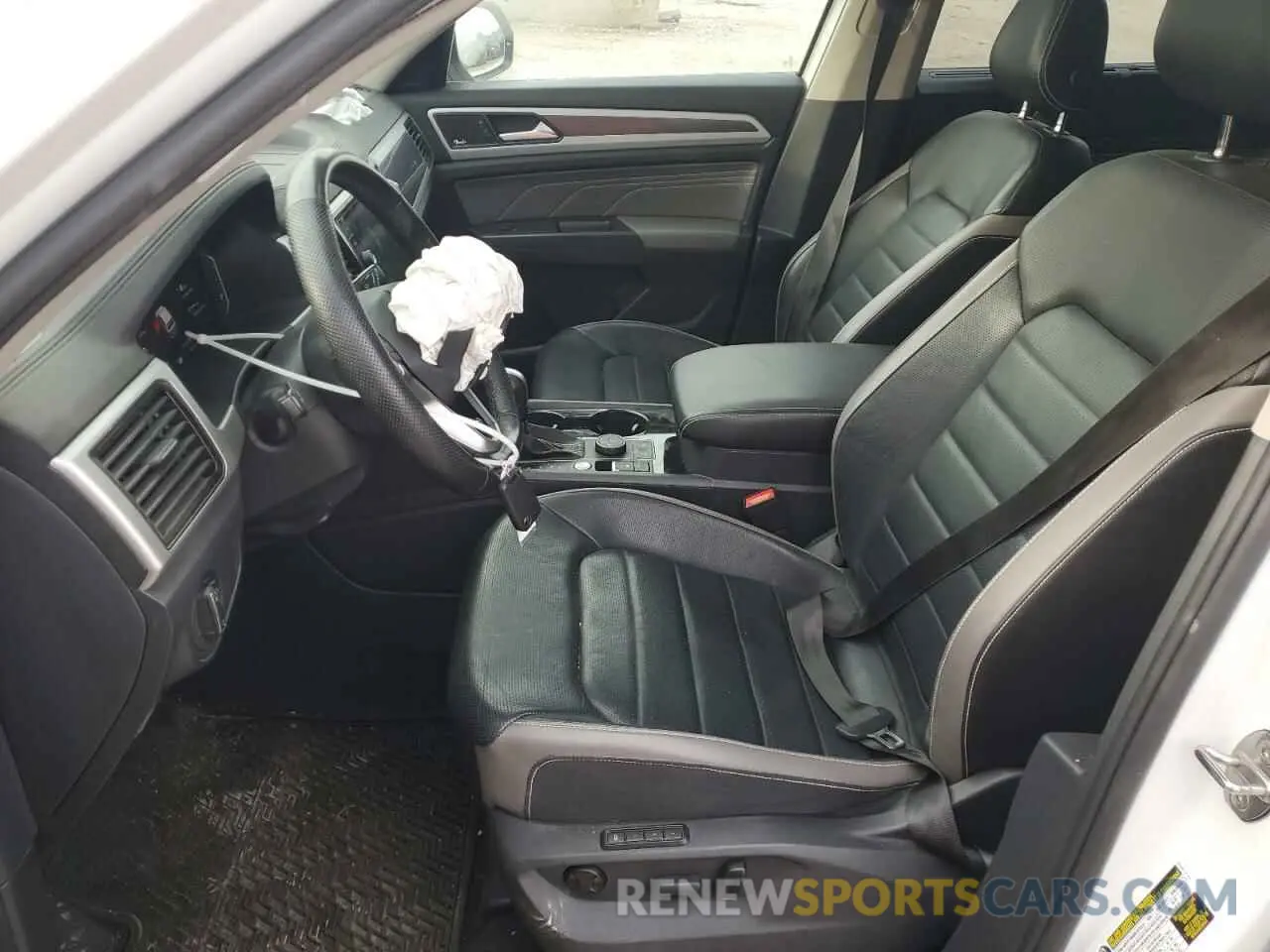 7 Photograph of a damaged car 1V2FR2CA9PC503100 VOLKSWAGEN ATLAS 2023