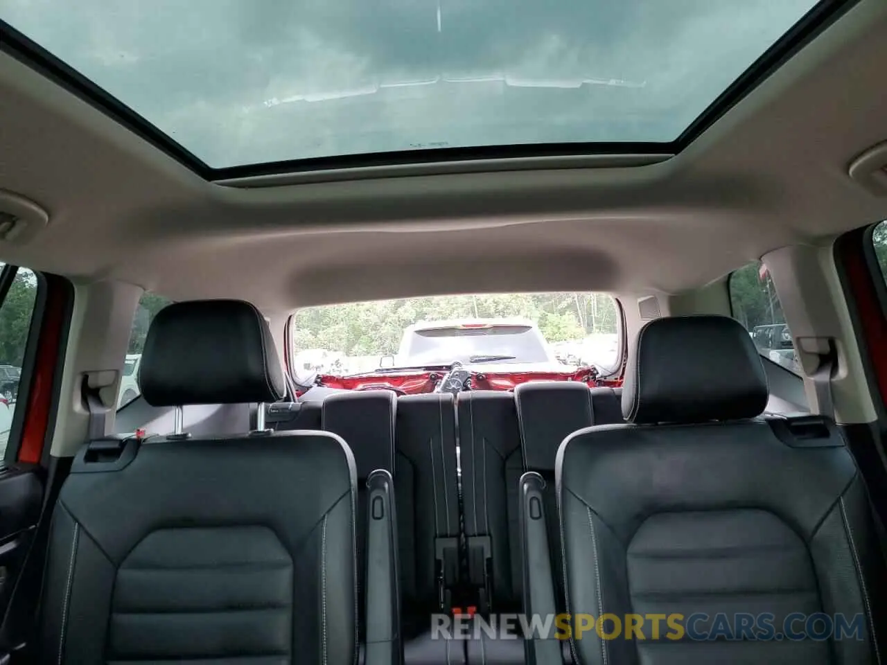 10 Photograph of a damaged car 1V2FR2CAXPC516535 VOLKSWAGEN ATLAS 2023
