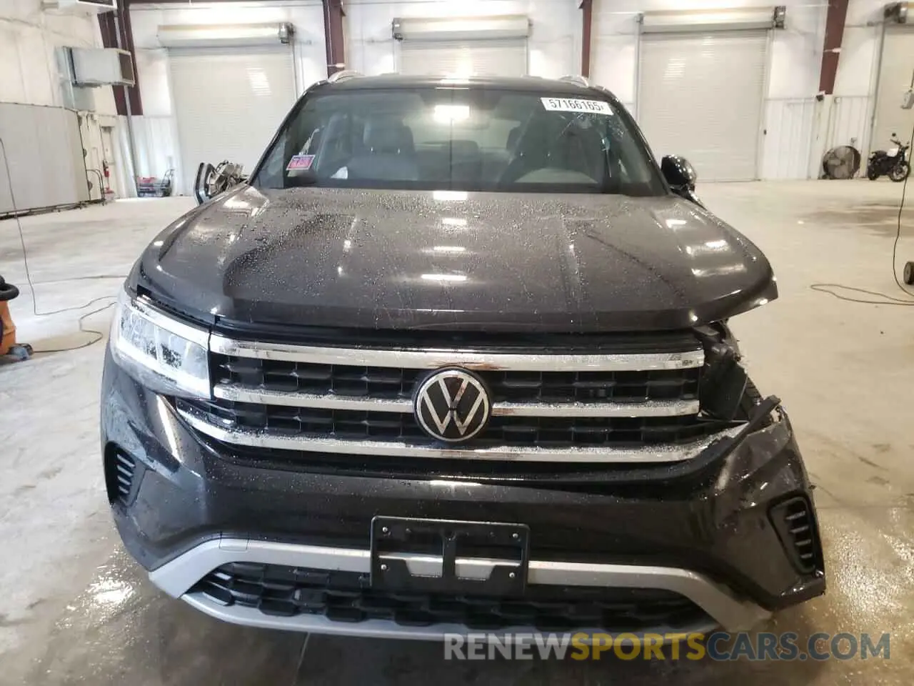 5 Photograph of a damaged car 1V2HE2CA0PC222288 VOLKSWAGEN ATLAS 2023