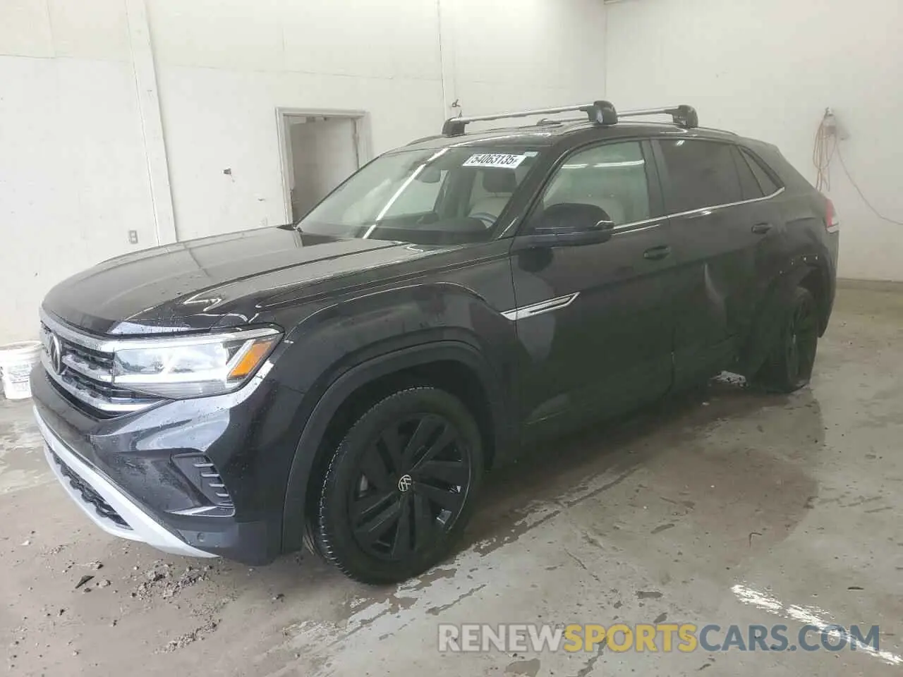 1 Photograph of a damaged car 1V2HE2CA8PC207814 VOLKSWAGEN ATLAS 2023