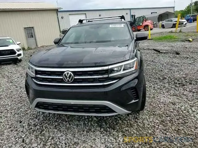 14 Photograph of a damaged car 1V2HE2CA8PC207814 VOLKSWAGEN ATLAS 2023