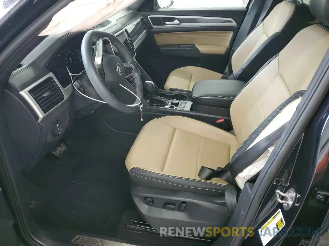 7 Photograph of a damaged car 1V2HE2CA8PC207814 VOLKSWAGEN ATLAS 2023
