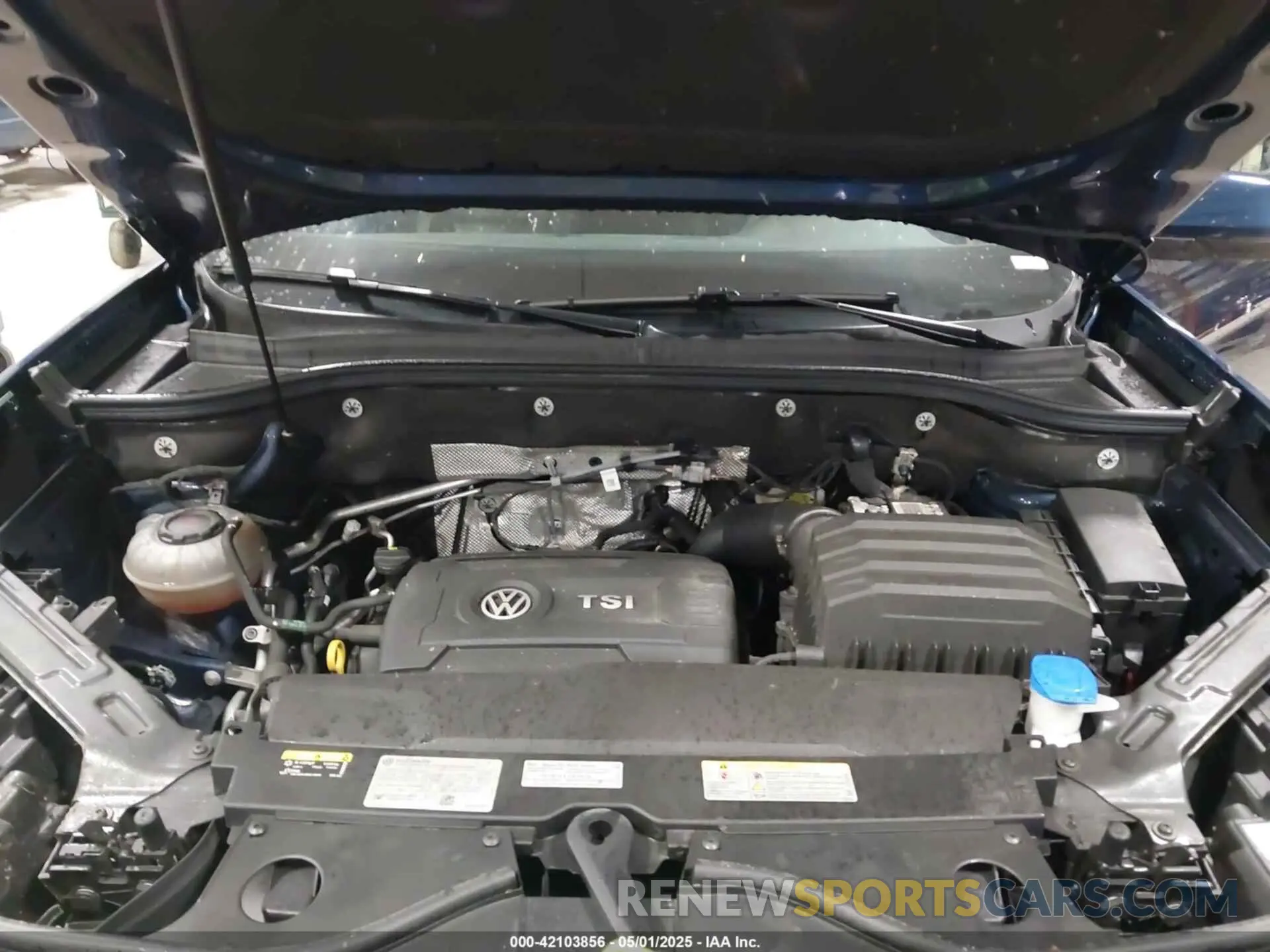 10 Photograph of a damaged car 1V2HP2CA0PC516123 VOLKSWAGEN ATLAS 2023