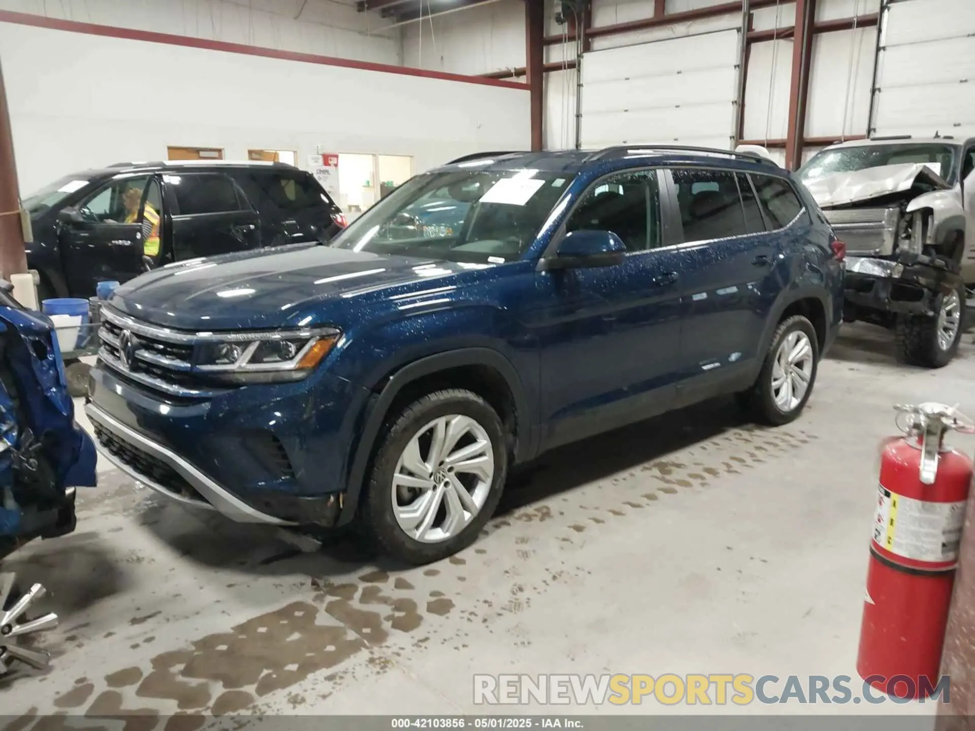 2 Photograph of a damaged car 1V2HP2CA0PC516123 VOLKSWAGEN ATLAS 2023