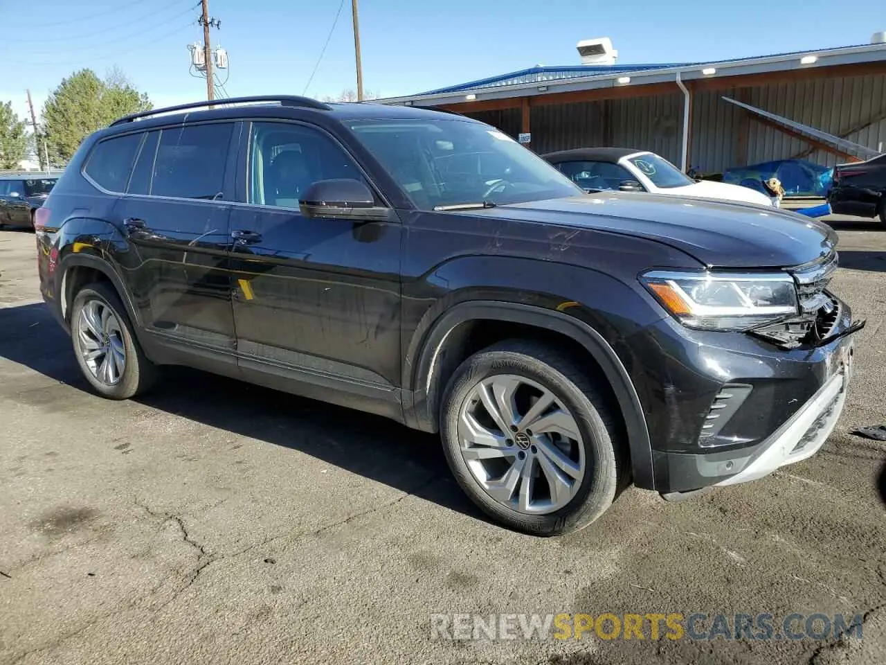 4 Photograph of a damaged car 1V2HP2CA7PC527104 VOLKSWAGEN ATLAS 2023