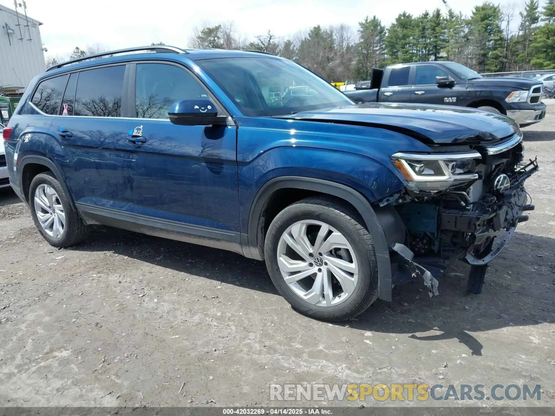 1 Photograph of a damaged car 1V2HR2CA2PC505456 VOLKSWAGEN ATLAS 2023