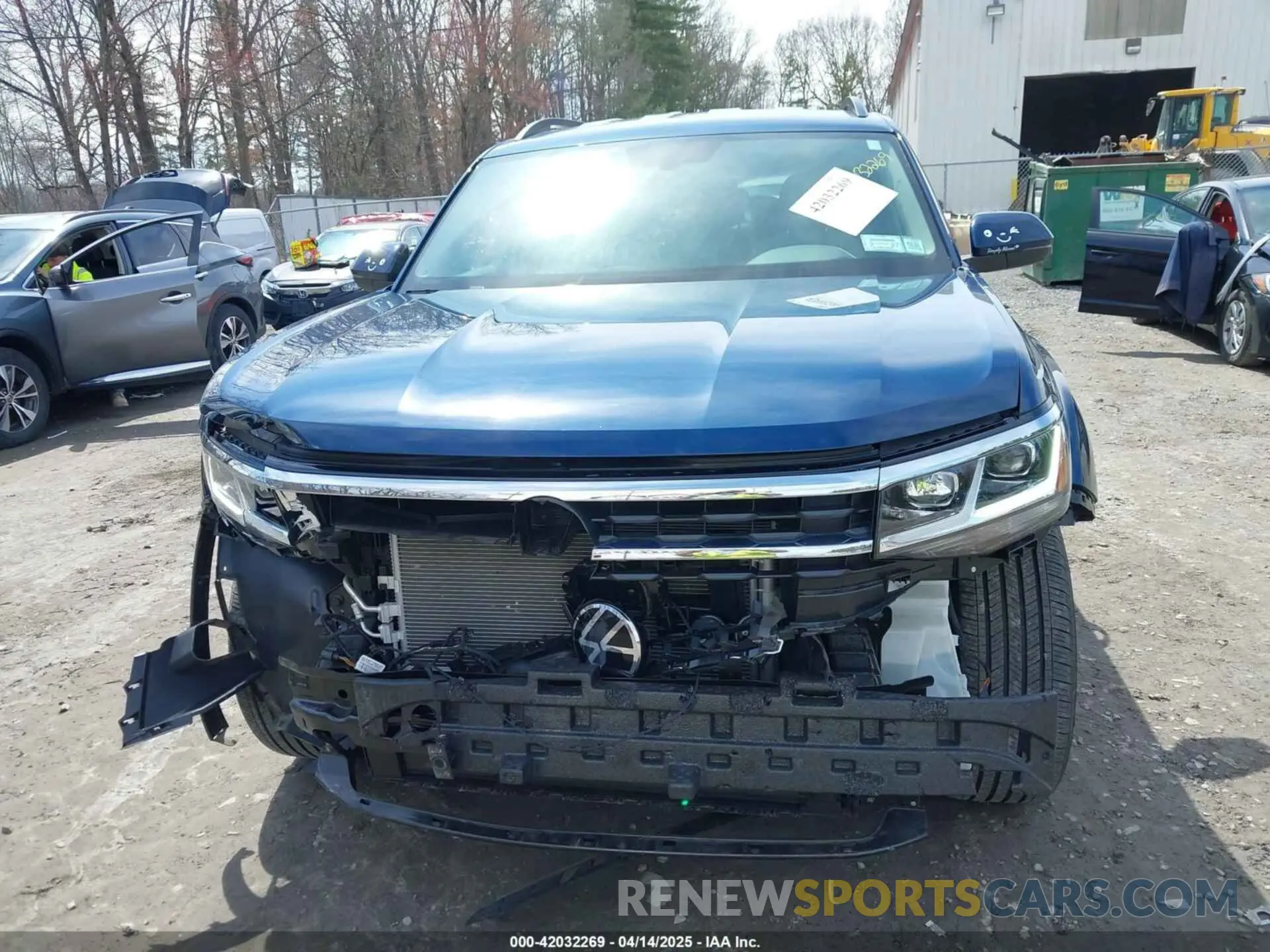 6 Photograph of a damaged car 1V2HR2CA2PC505456 VOLKSWAGEN ATLAS 2023