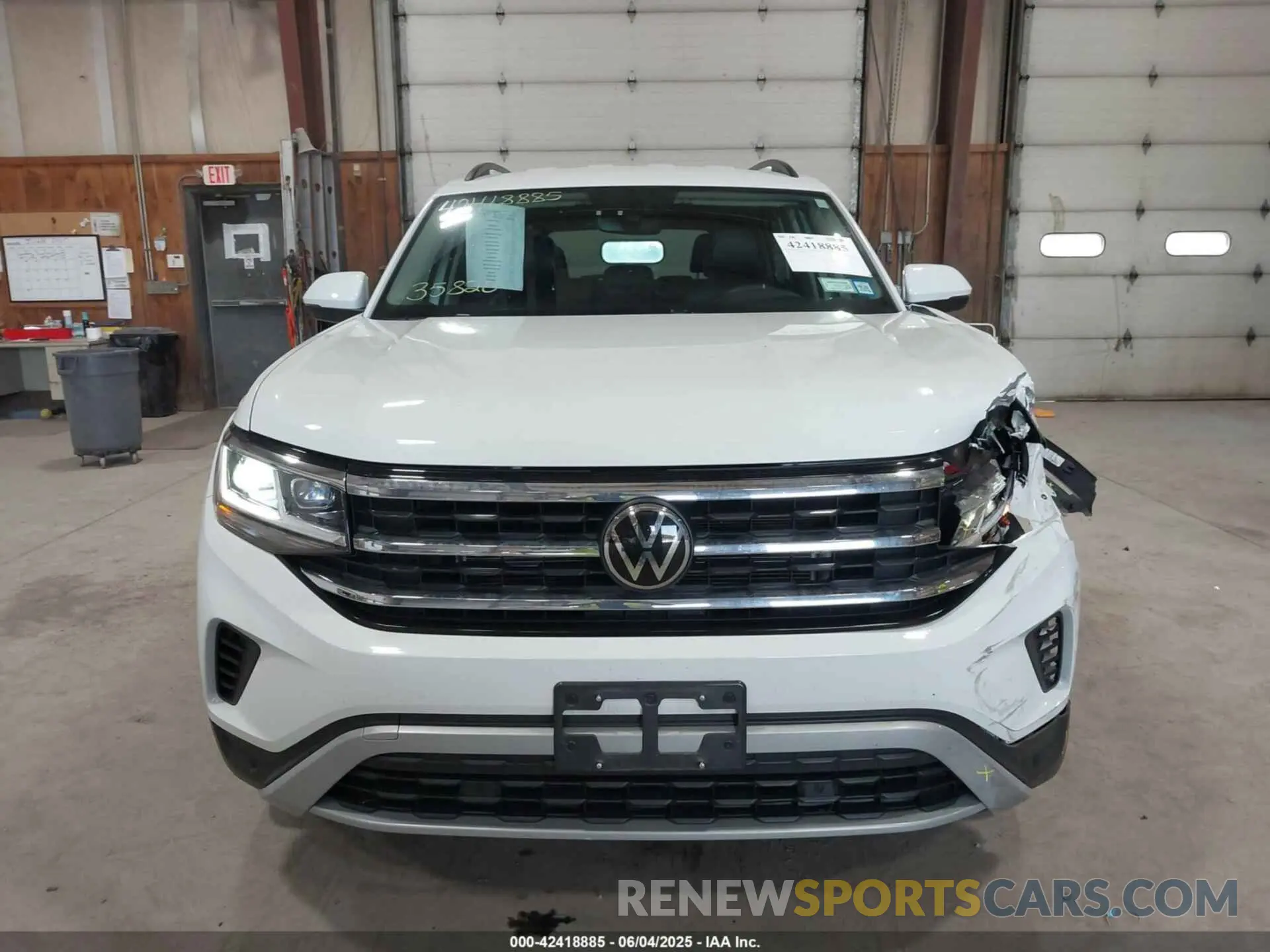 12 Photograph of a damaged car 1V2HR2CA4PC556781 VOLKSWAGEN ATLAS 2023