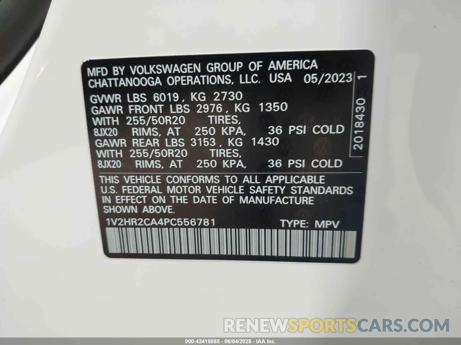 9 Photograph of a damaged car 1V2HR2CA4PC556781 VOLKSWAGEN ATLAS 2023