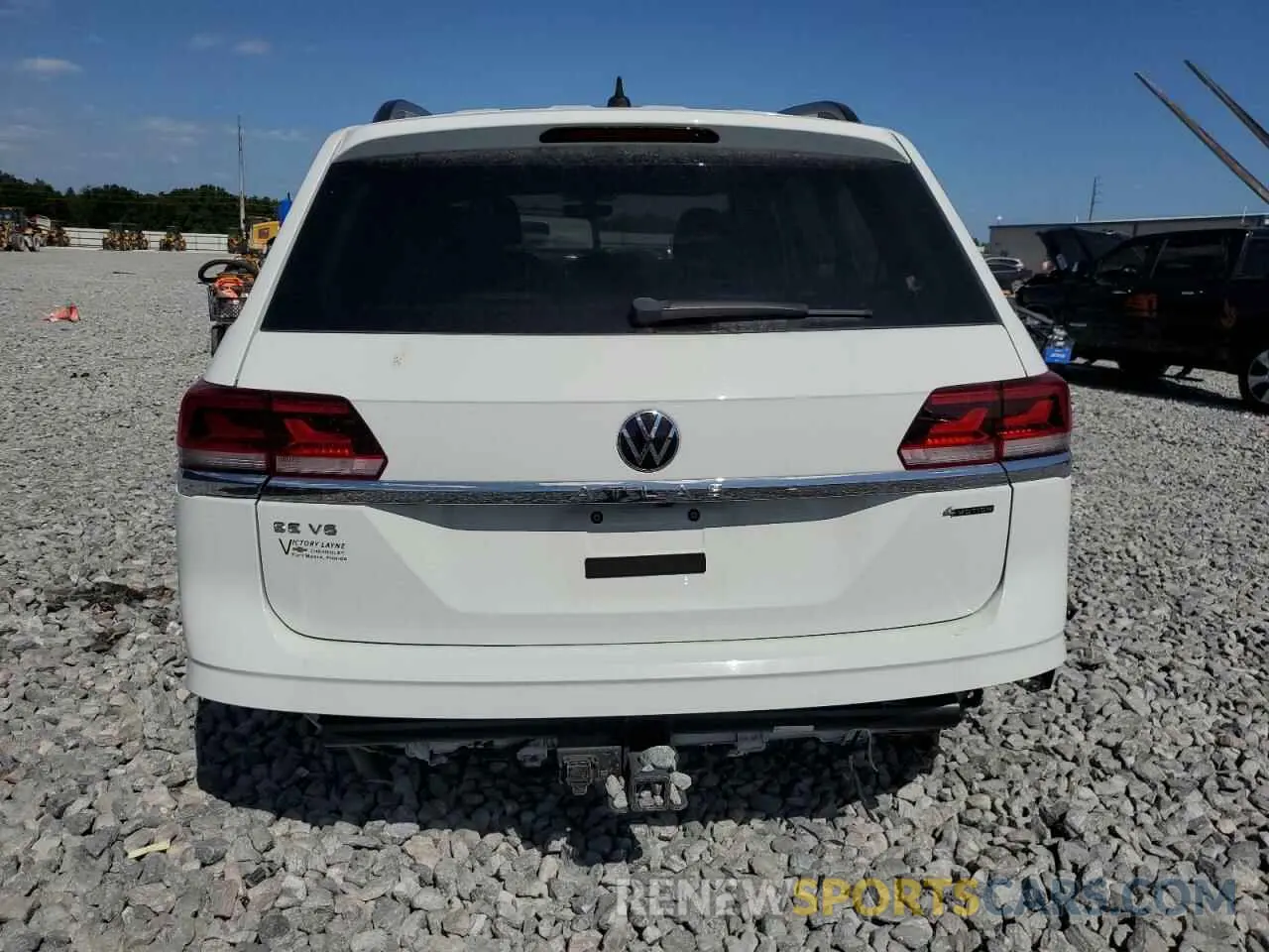6 Photograph of a damaged car 1V2HR2CA6PC531607 VOLKSWAGEN ATLAS 2023