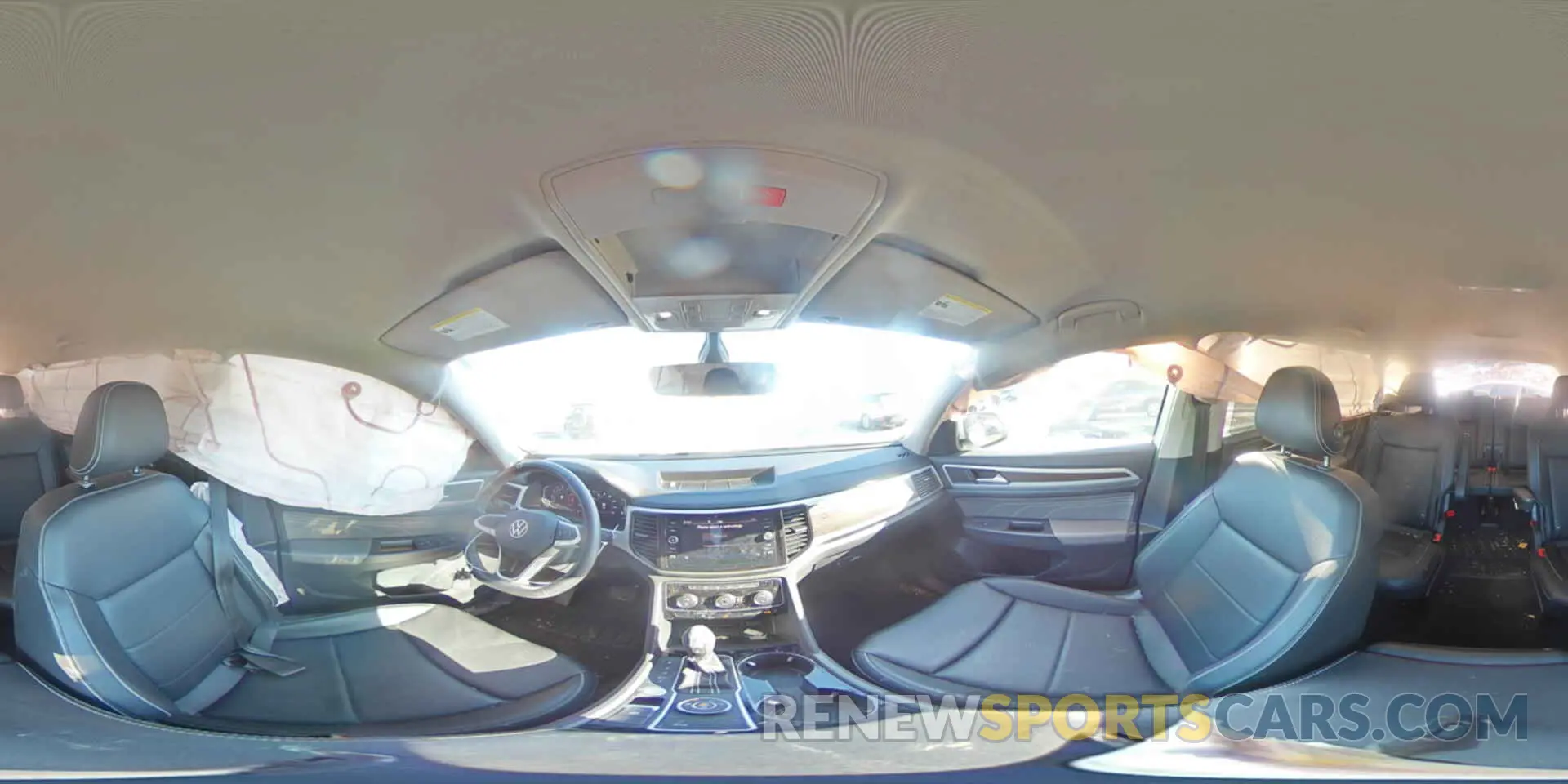 14 Photograph of a damaged car 1V2HR2CA7PC532989 VOLKSWAGEN ATLAS 2023