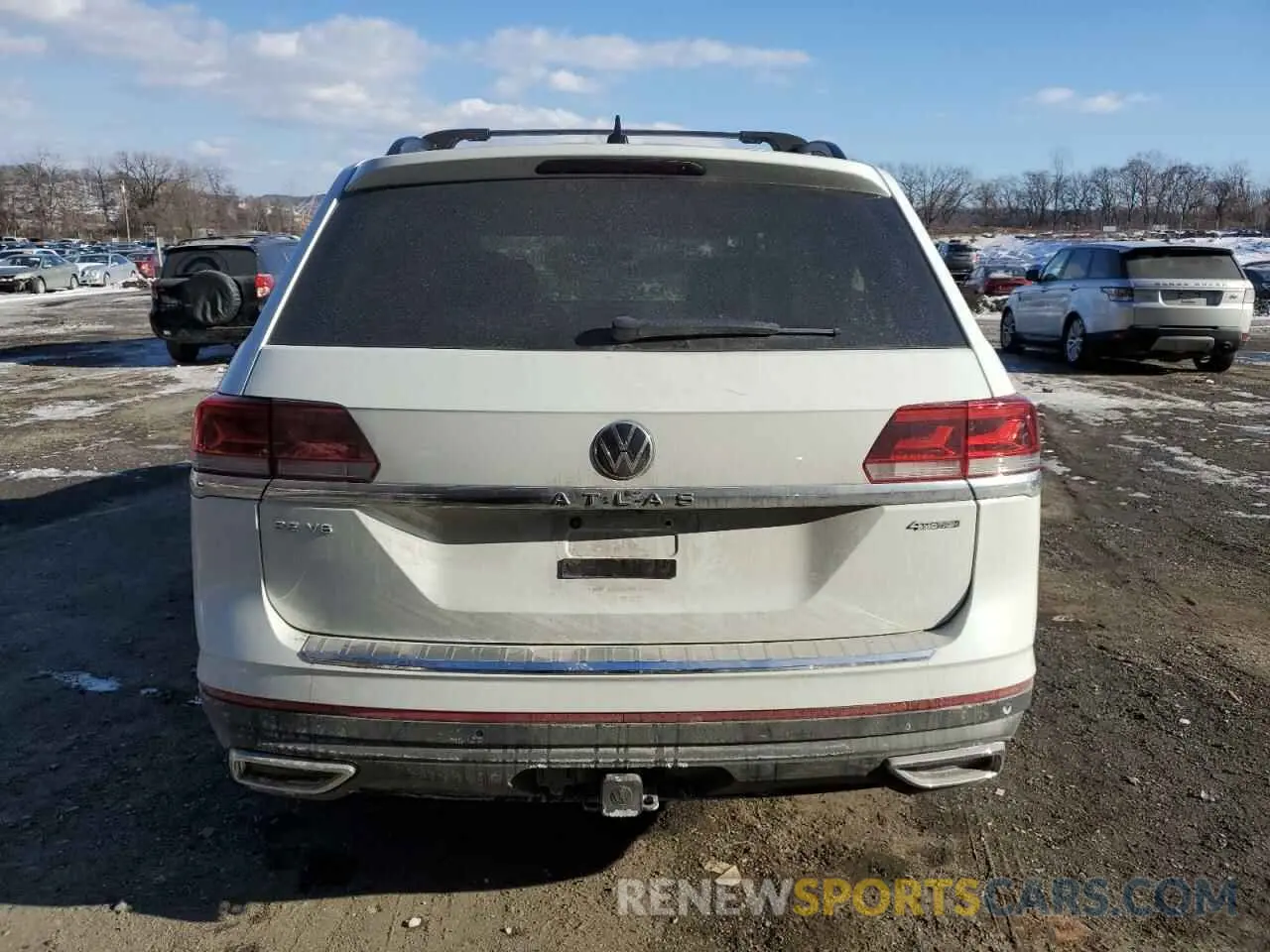 6 Photograph of a damaged car 1V2HR2CA7PC532989 VOLKSWAGEN ATLAS 2023