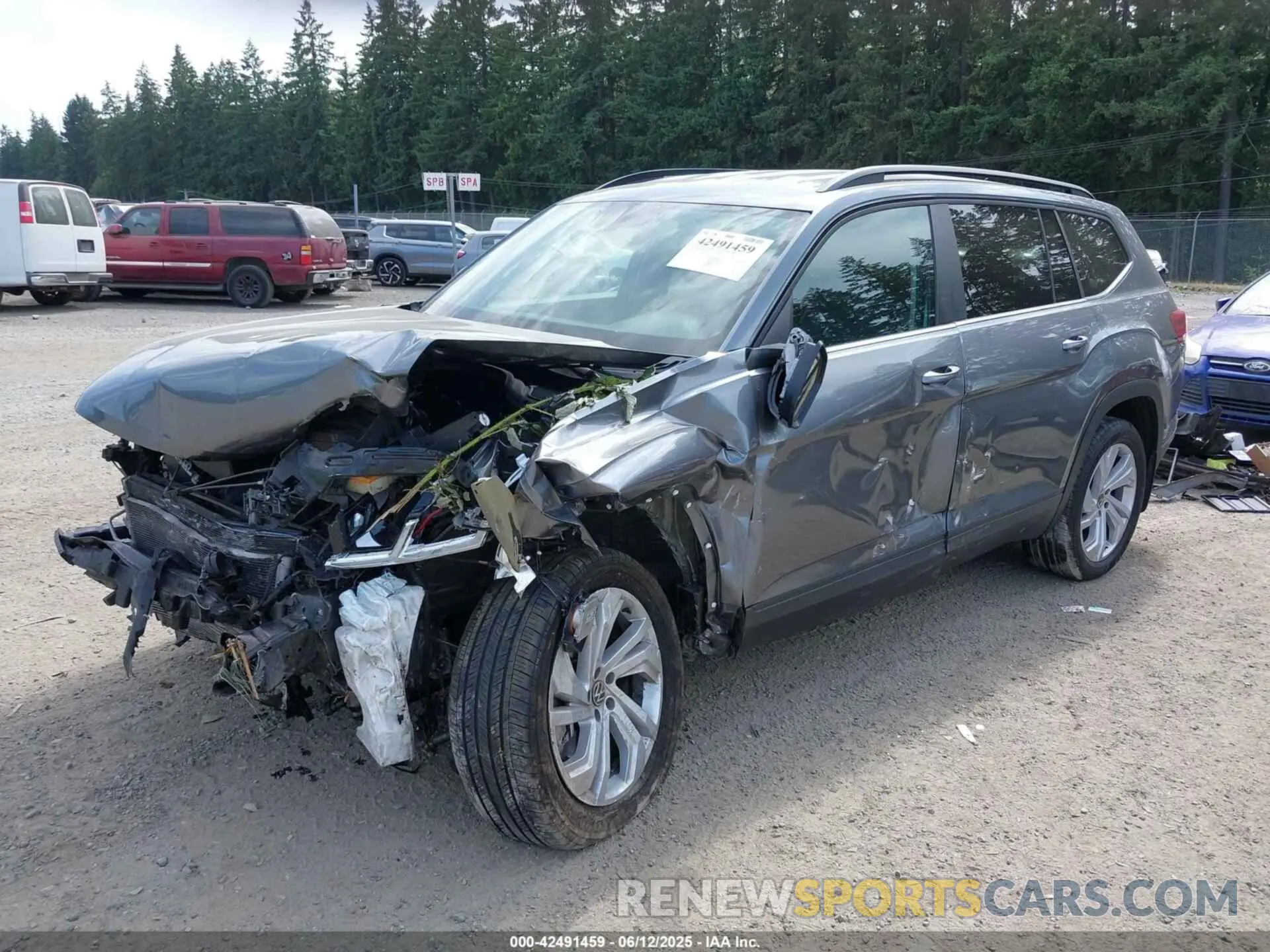 2 Photograph of a damaged car 1V2HR2CA9PC509908 VOLKSWAGEN ATLAS 2023