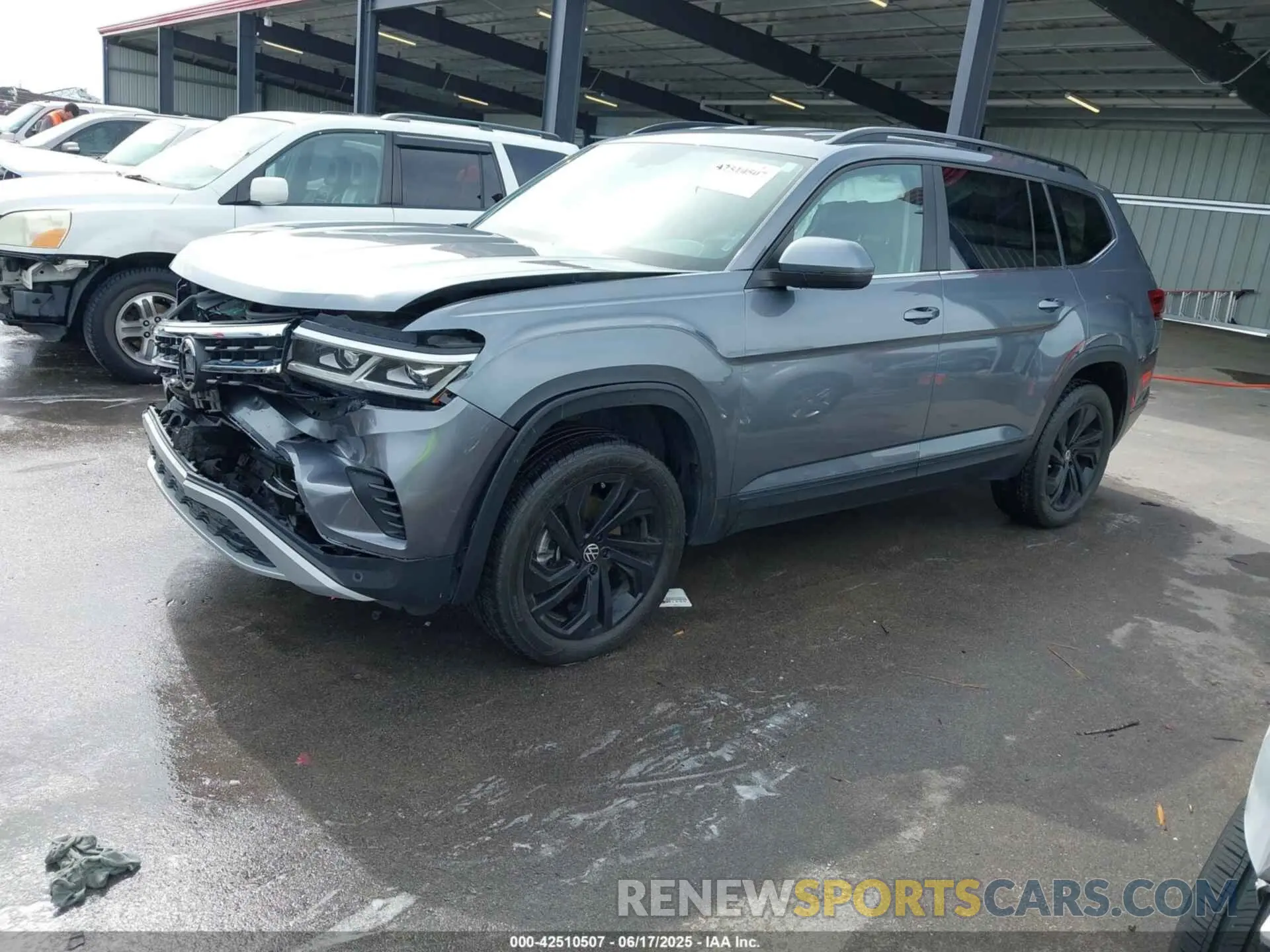 2 Photograph of a damaged car 1V2HR2CAXPC506953 VOLKSWAGEN ATLAS 2023