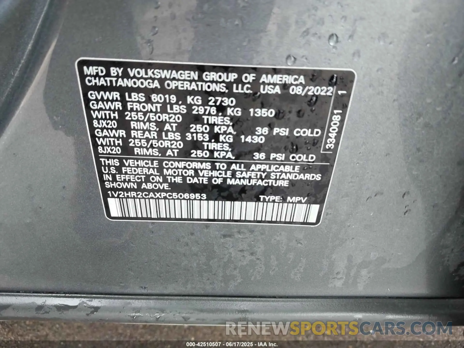 9 Photograph of a damaged car 1V2HR2CAXPC506953 VOLKSWAGEN ATLAS 2023