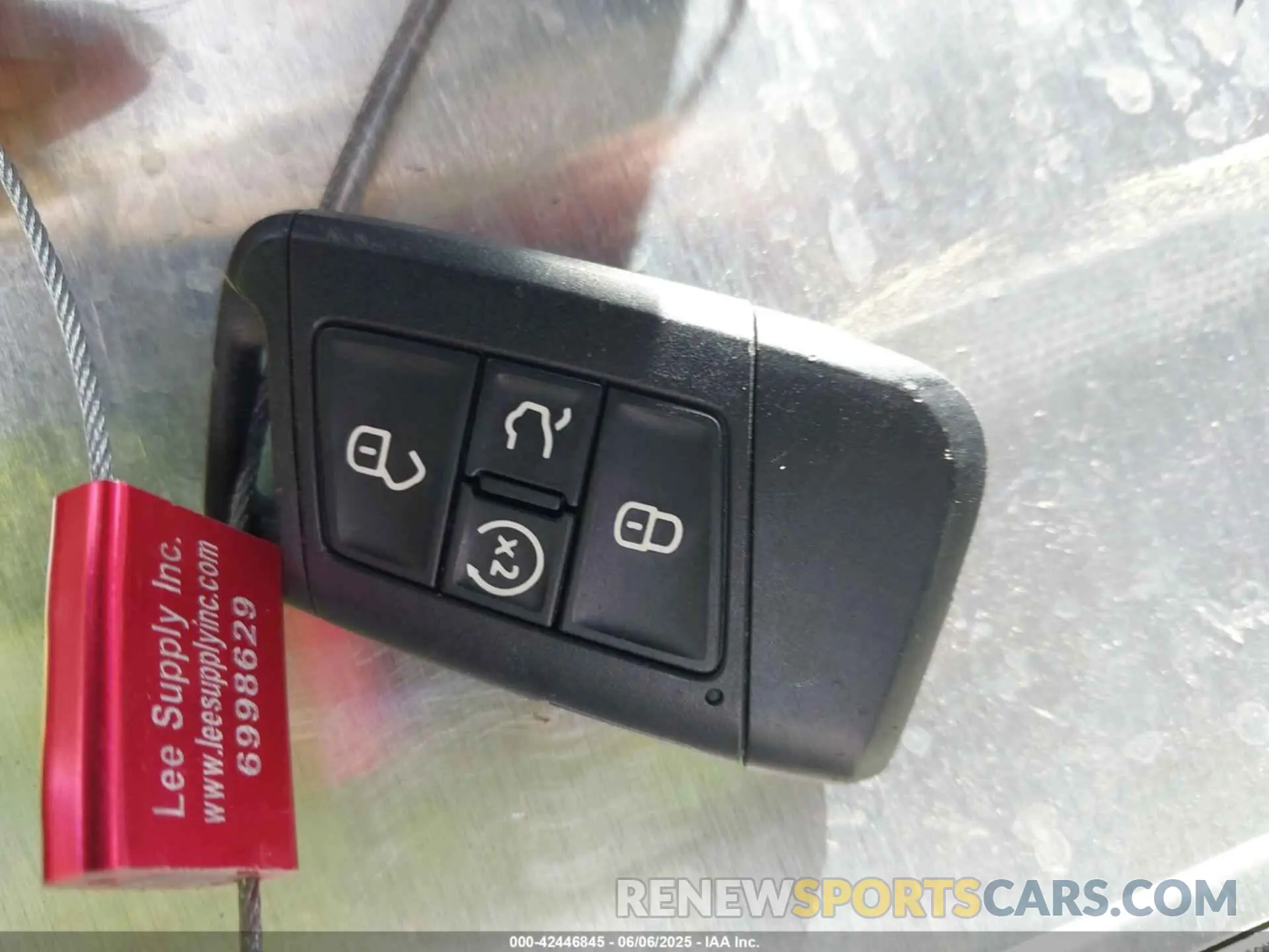 11 Photograph of a damaged car 1V2JR2CA0PC536917 VOLKSWAGEN ATLAS 2023