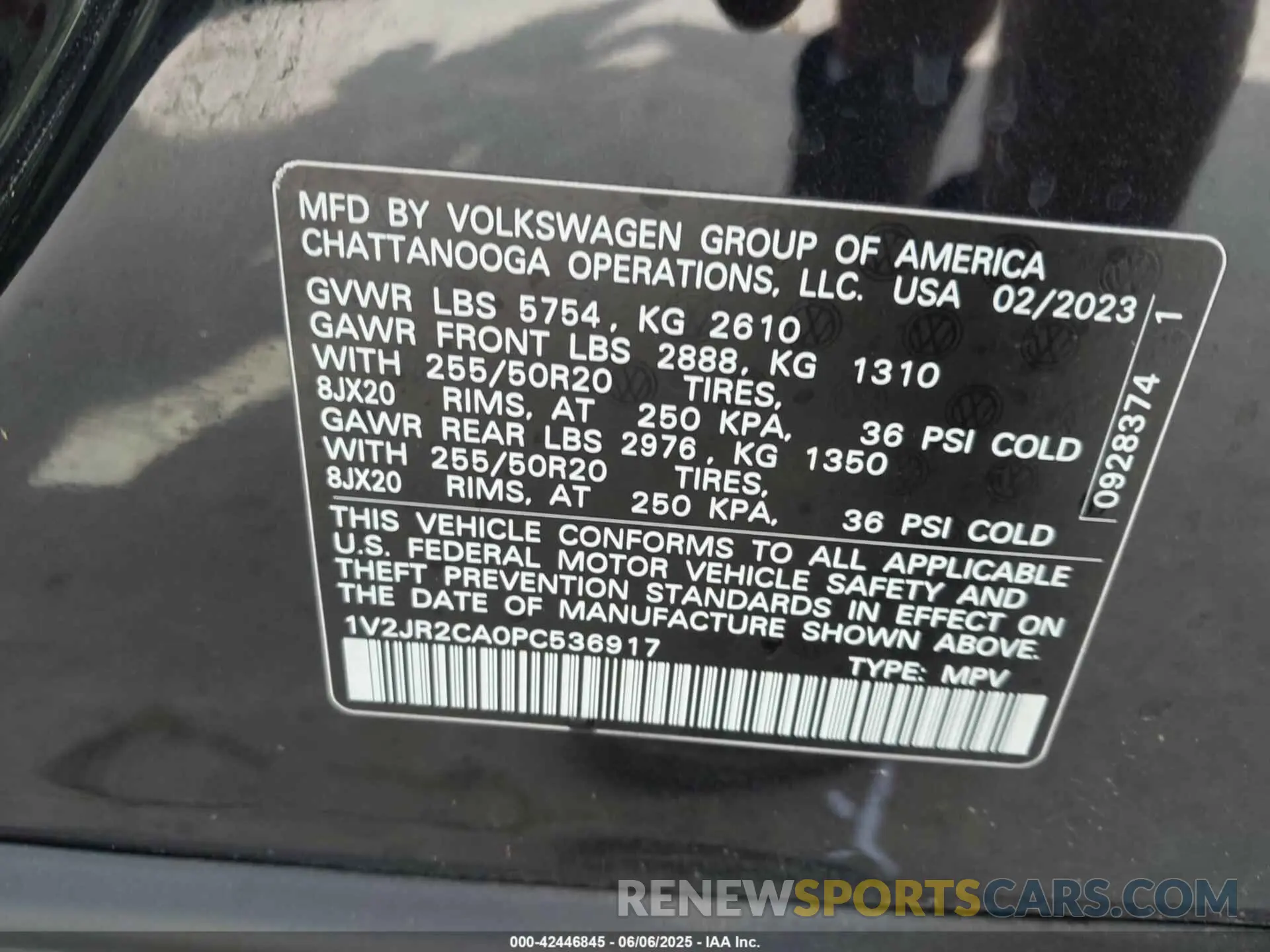 9 Photograph of a damaged car 1V2JR2CA0PC536917 VOLKSWAGEN ATLAS 2023