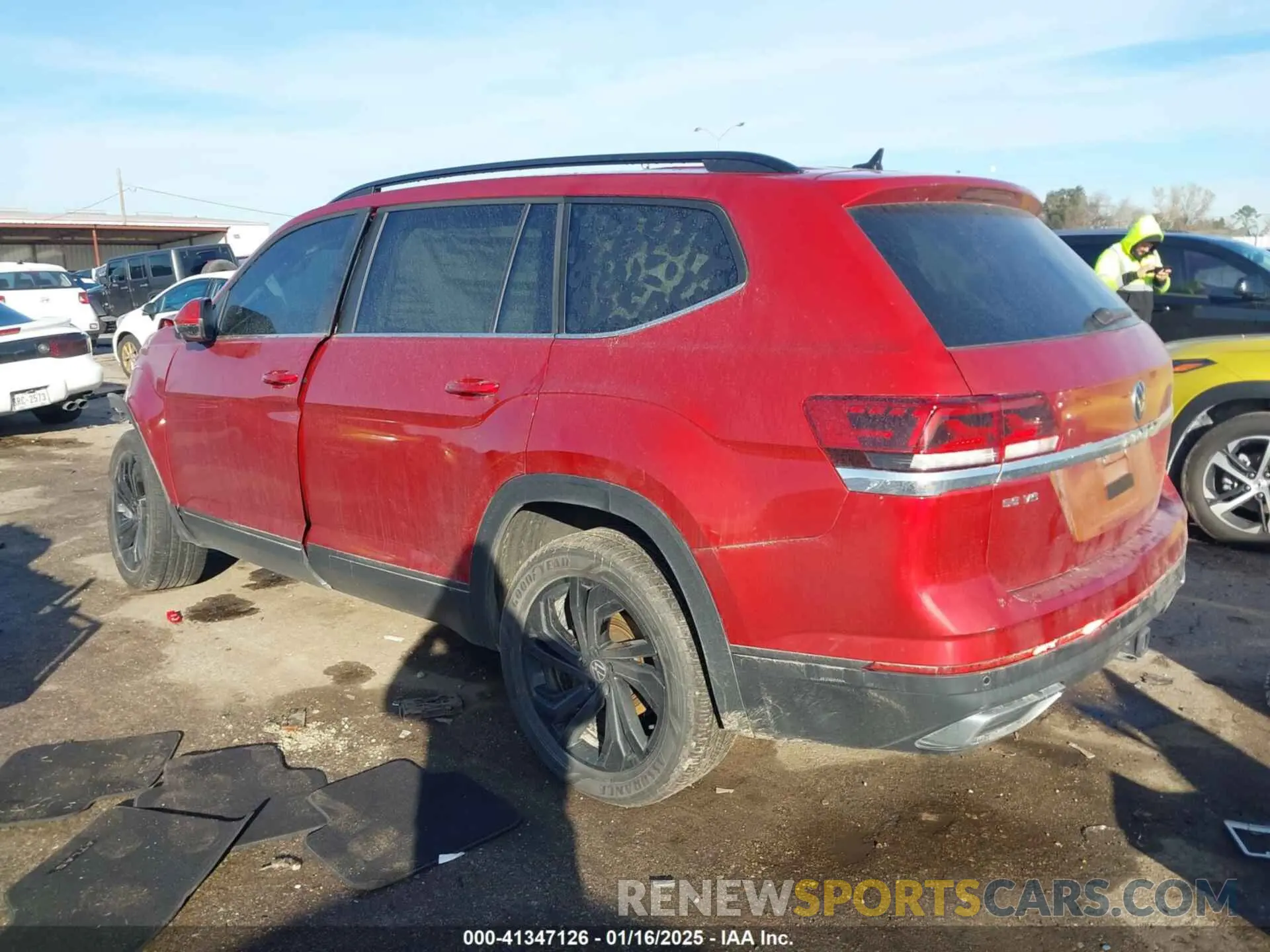 3 Photograph of a damaged car 1V2JR2CA0PC538697 VOLKSWAGEN ATLAS 2023