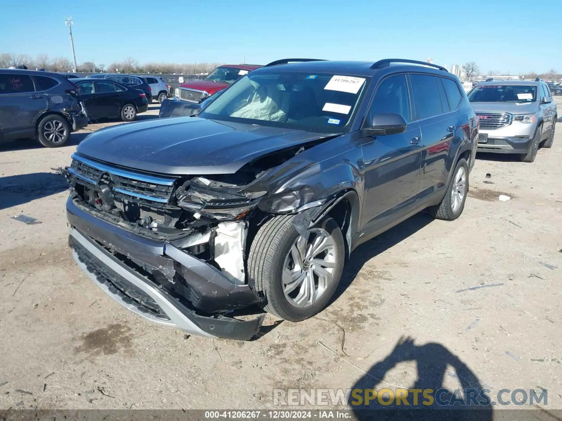 2 Photograph of a damaged car 1V2JR2CA4PC538749 VOLKSWAGEN ATLAS 2023