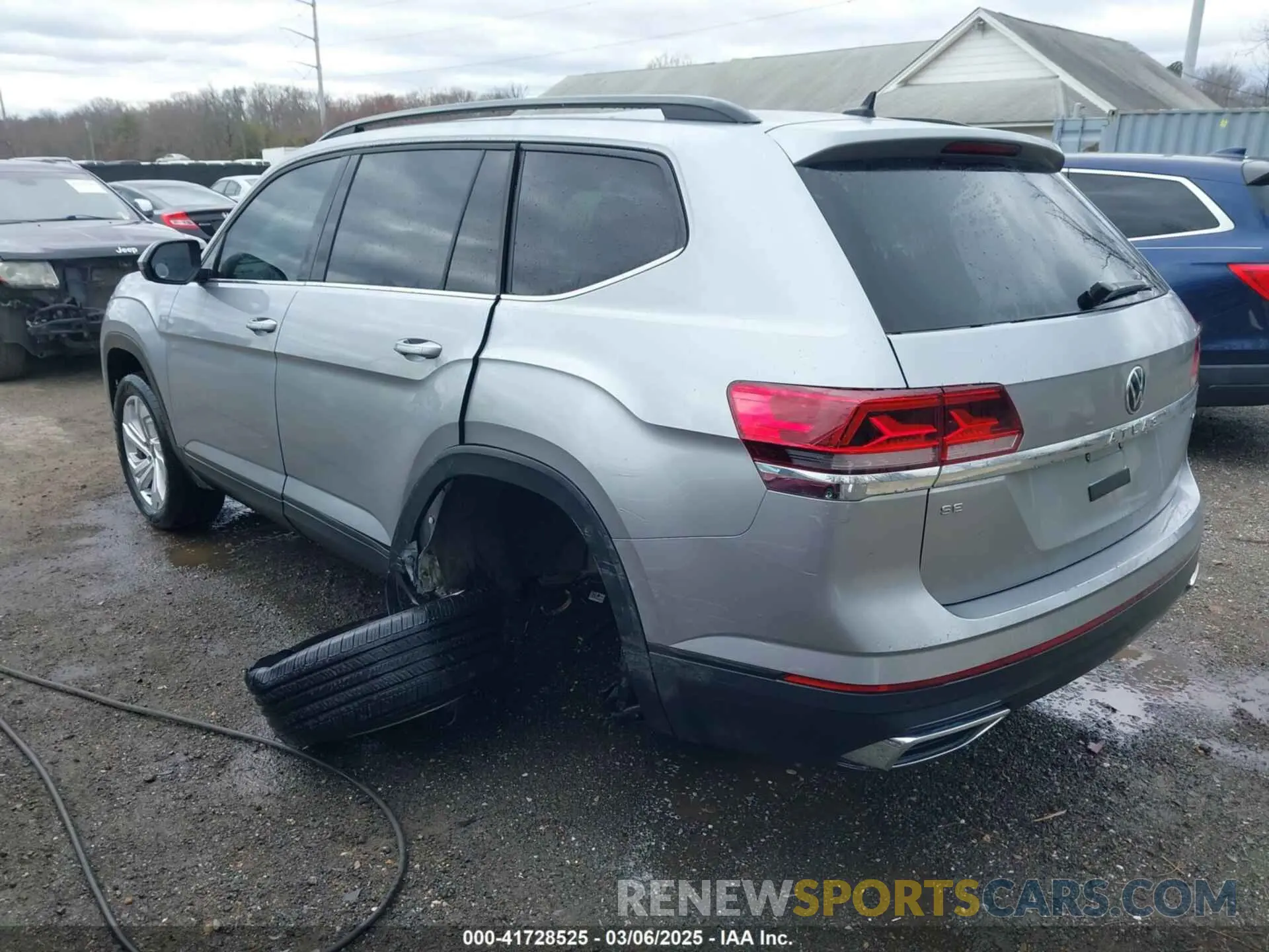 3 Photograph of a damaged car 1V2KP2CA3PC526960 VOLKSWAGEN ATLAS 2023