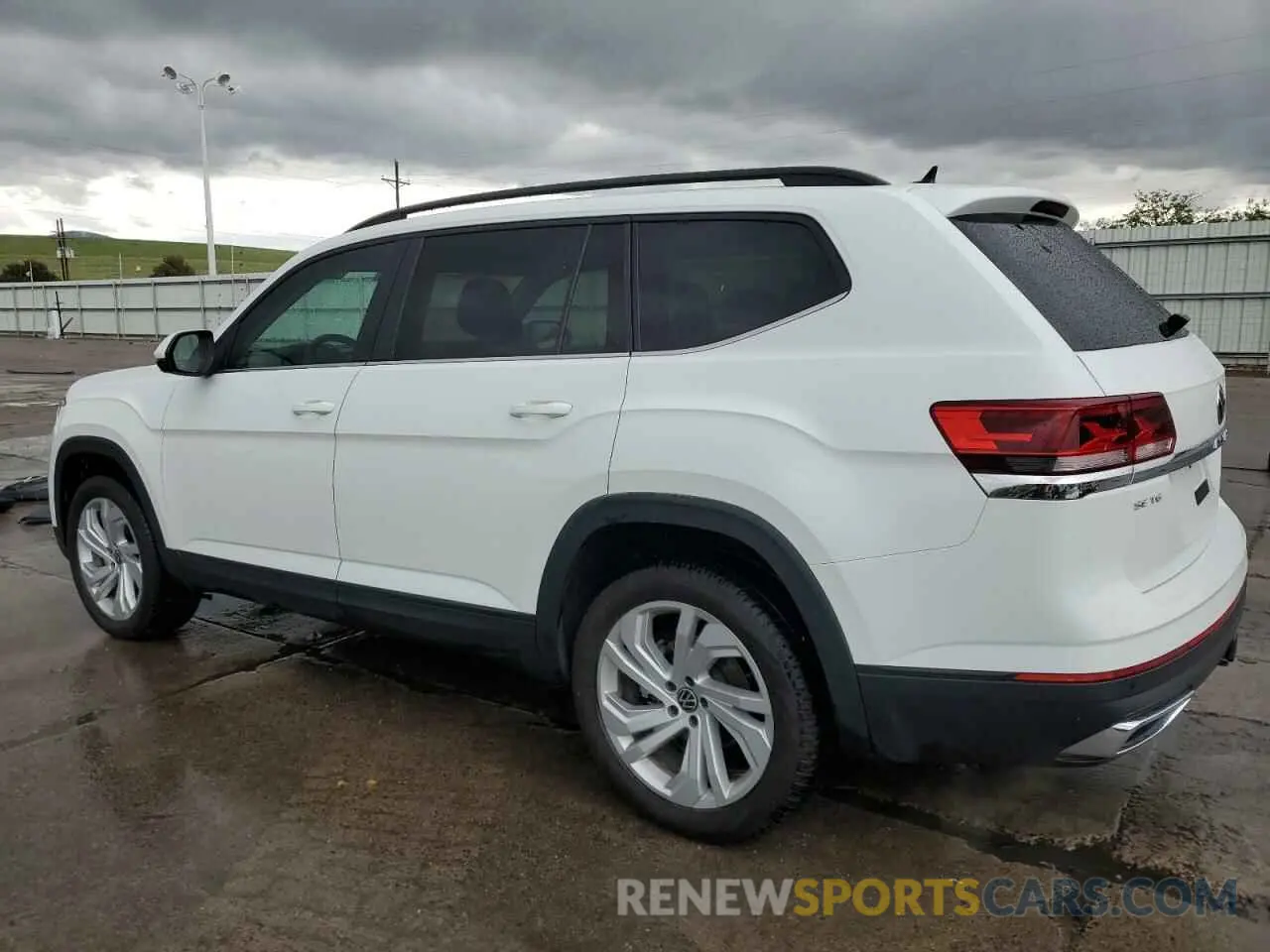 2 Photograph of a damaged car 1V2KR2CA0PC529535 VOLKSWAGEN ATLAS 2023