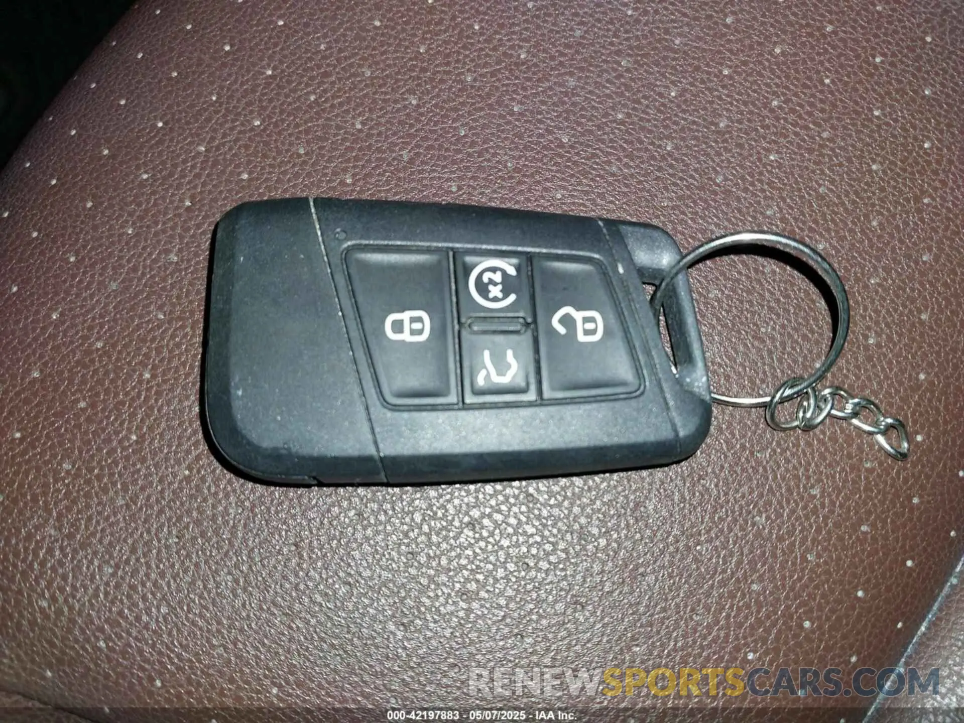 11 Photograph of a damaged car 1V2KR2CA0PC537828 VOLKSWAGEN ATLAS 2023