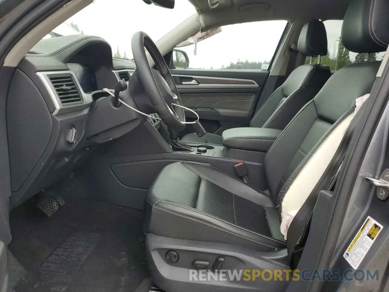 7 Photograph of a damaged car 1V2LP2CA2PC503903 VOLKSWAGEN ATLAS 2023