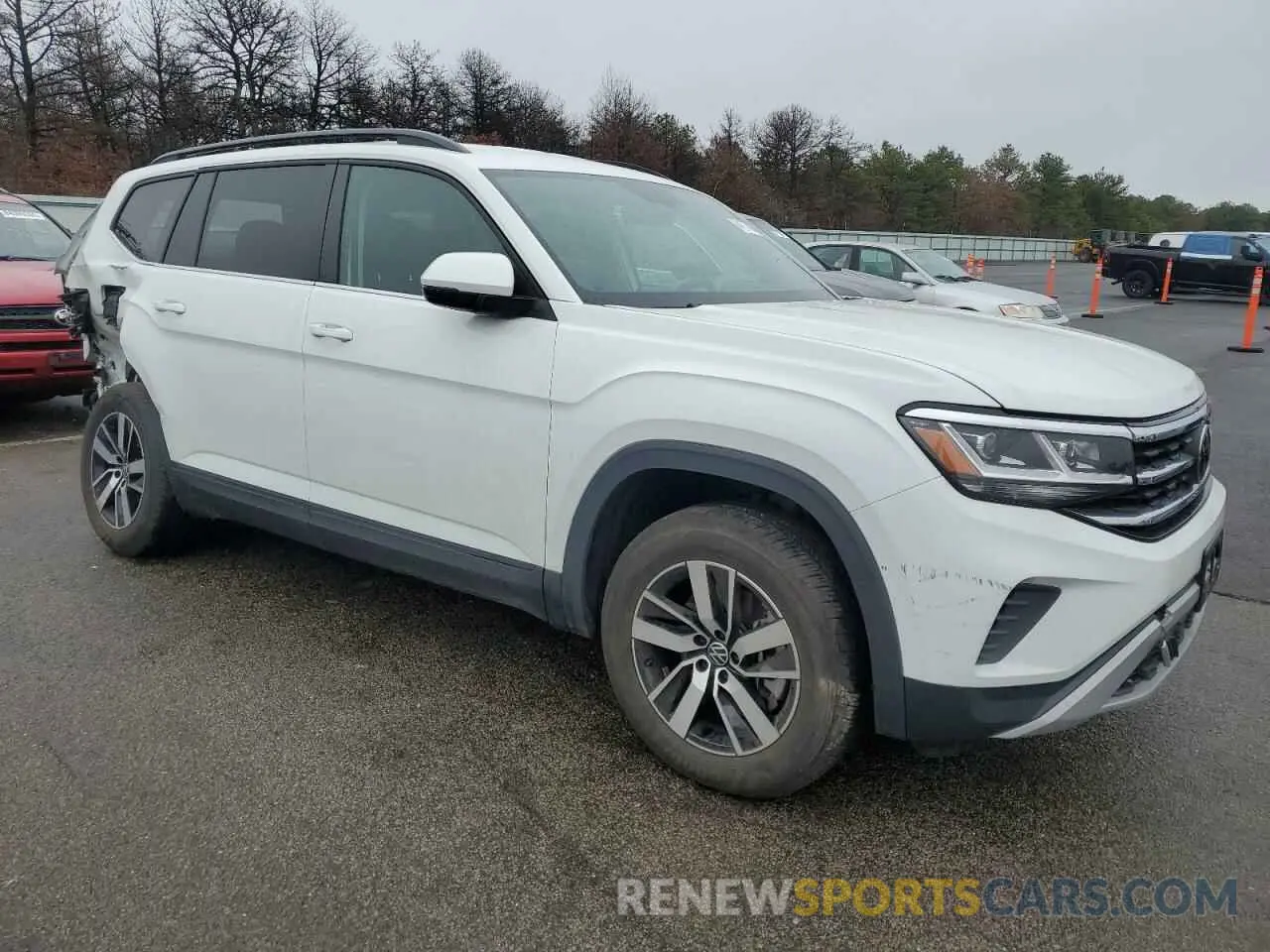 4 Photograph of a damaged car 1V2LP2CA4PC546817 VOLKSWAGEN ATLAS 2023