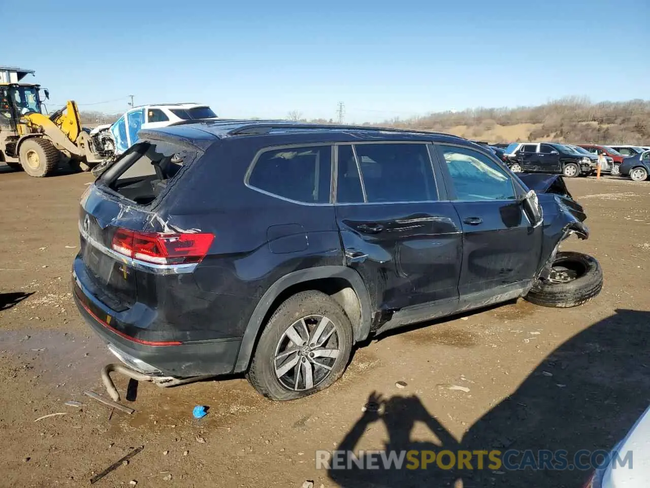 3 Photograph of a damaged car 1V2LP2CA7PC547900 VOLKSWAGEN ATLAS 2023