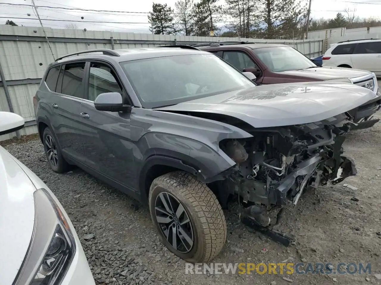 4 Photograph of a damaged car 1V2LP2CA9PC542391 VOLKSWAGEN ATLAS 2023