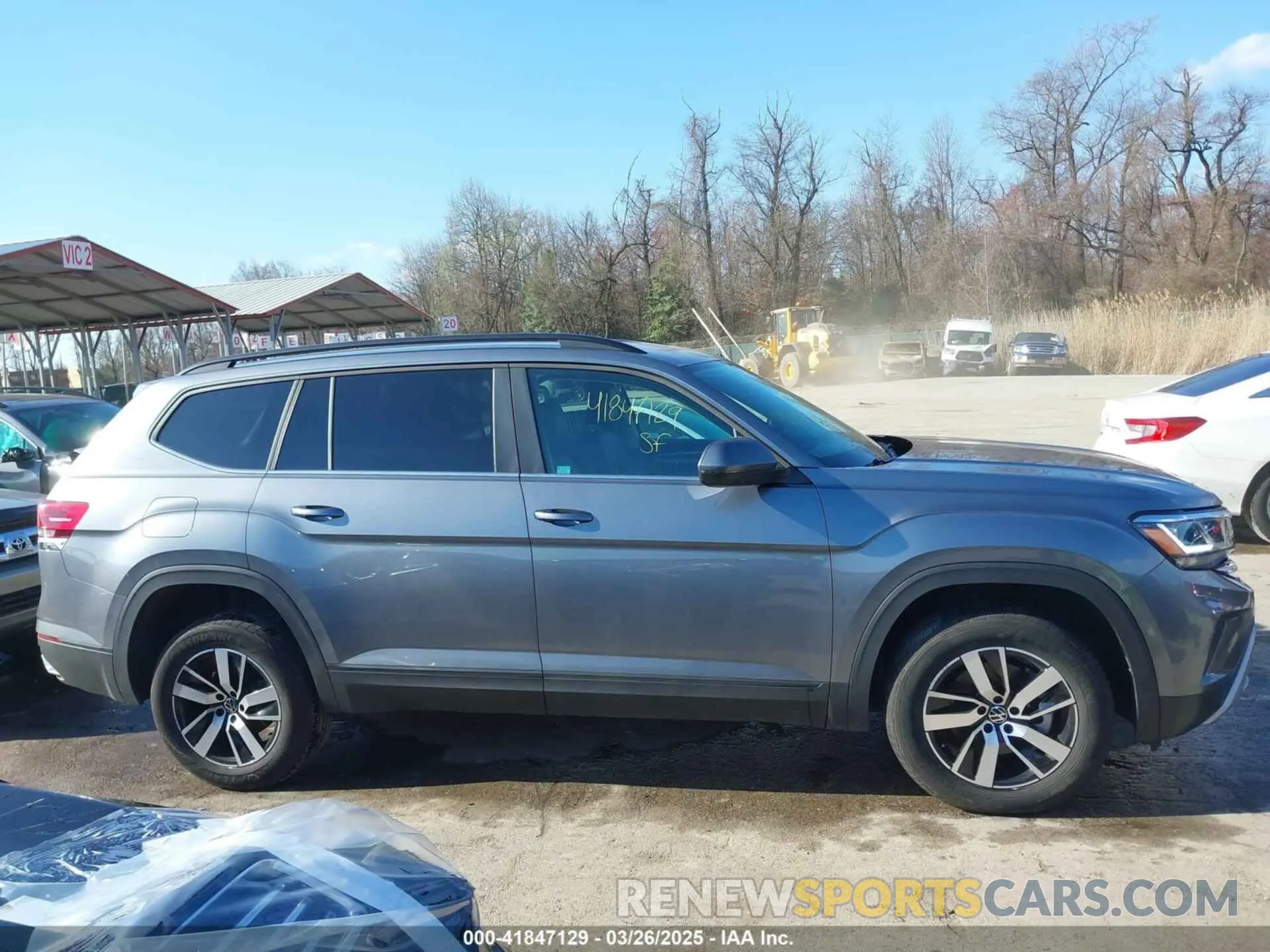 13 Photograph of a damaged car 1V2LP2CAXPC542139 VOLKSWAGEN ATLAS 2023
