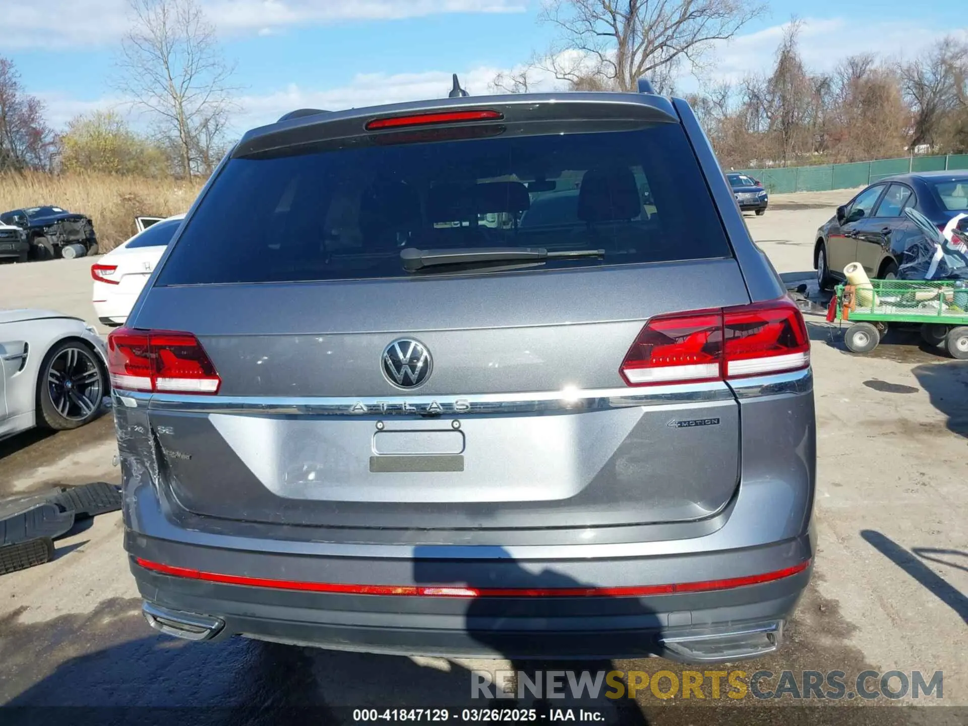 16 Photograph of a damaged car 1V2LP2CAXPC542139 VOLKSWAGEN ATLAS 2023