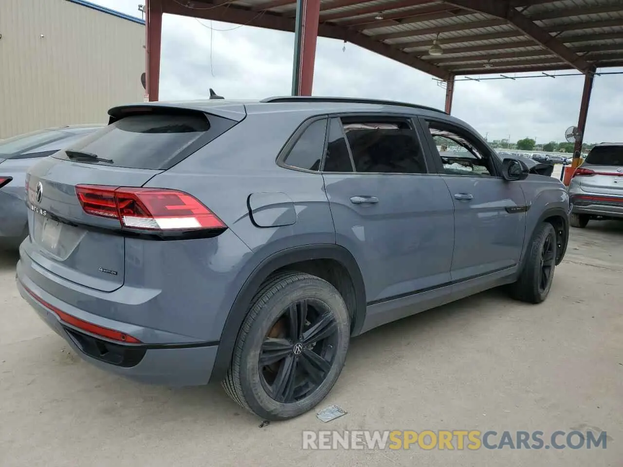 3 Photograph of a damaged car 1V2SC2CA3PC213600 VOLKSWAGEN ATLAS 2023