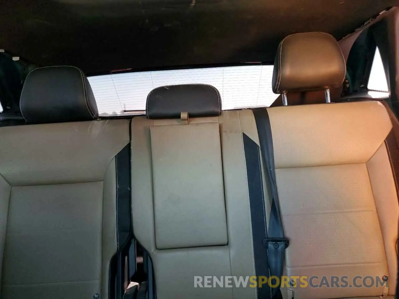 10 Photograph of a damaged car 1V2SE2CA1PC222936 VOLKSWAGEN ATLAS 2023