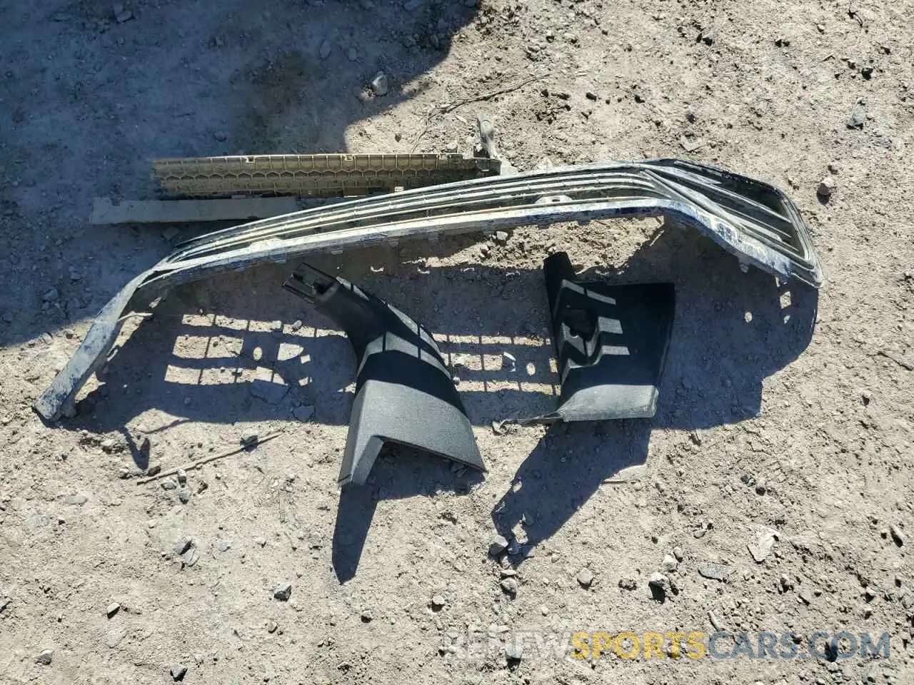 13 Photograph of a damaged car 1V2SE2CA1PC222936 VOLKSWAGEN ATLAS 2023