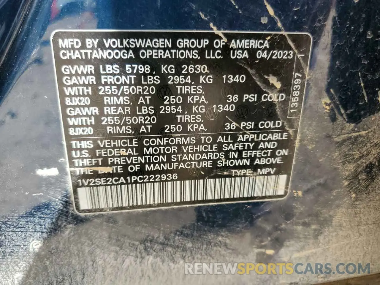 14 Photograph of a damaged car 1V2SE2CA1PC222936 VOLKSWAGEN ATLAS 2023