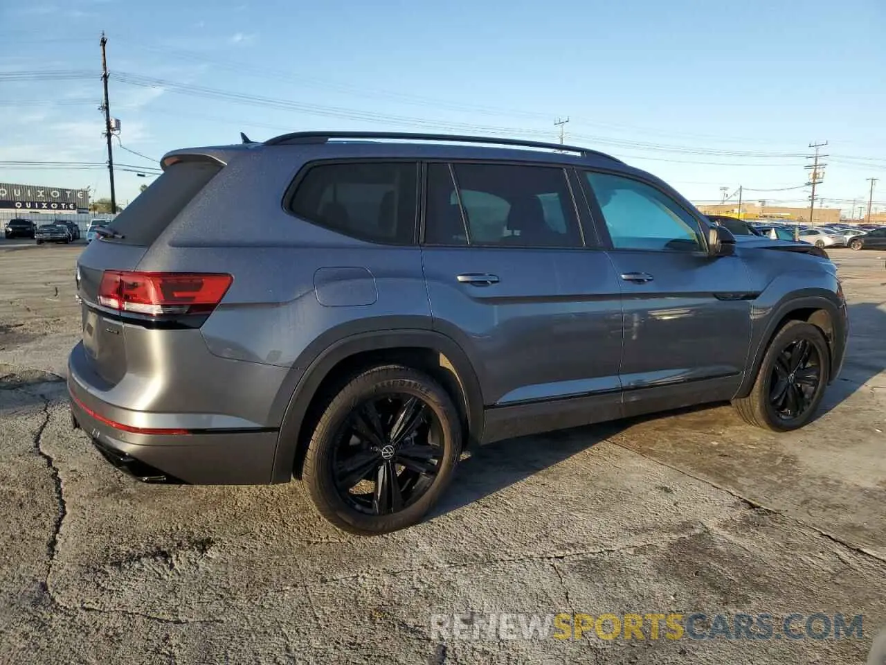 3 Photograph of a damaged car 1V2SR2CA0PC524996 VOLKSWAGEN ATLAS 2023