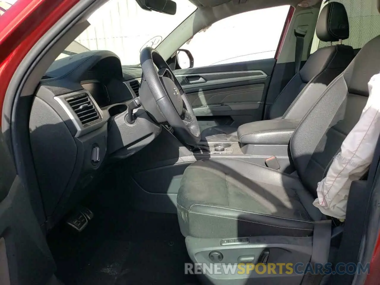 7 Photograph of a damaged car 1V2SR2CA4PC511555 VOLKSWAGEN ATLAS 2023