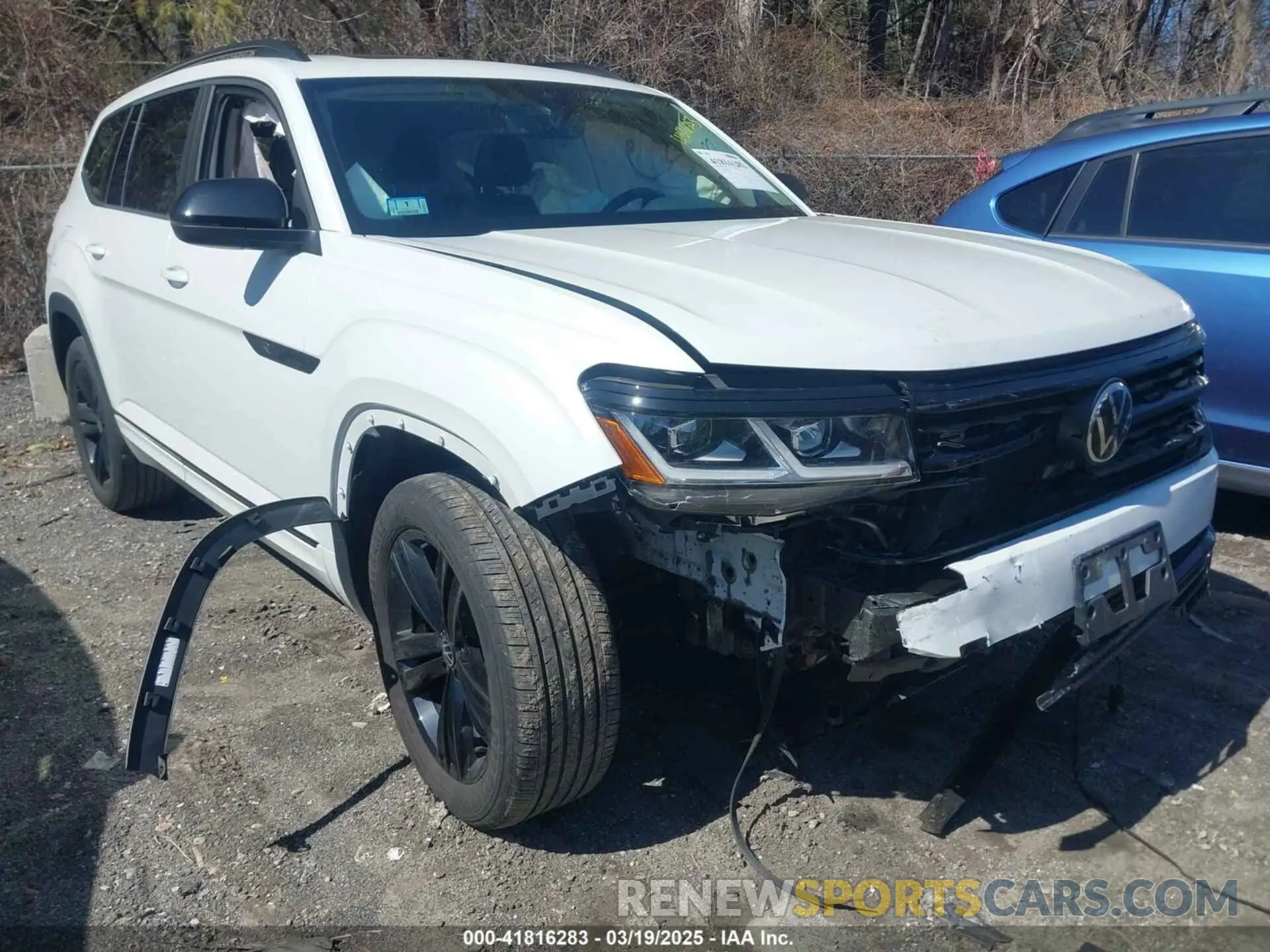 1 Photograph of a damaged car 1V2SR2CA8PC515317 VOLKSWAGEN ATLAS 2023