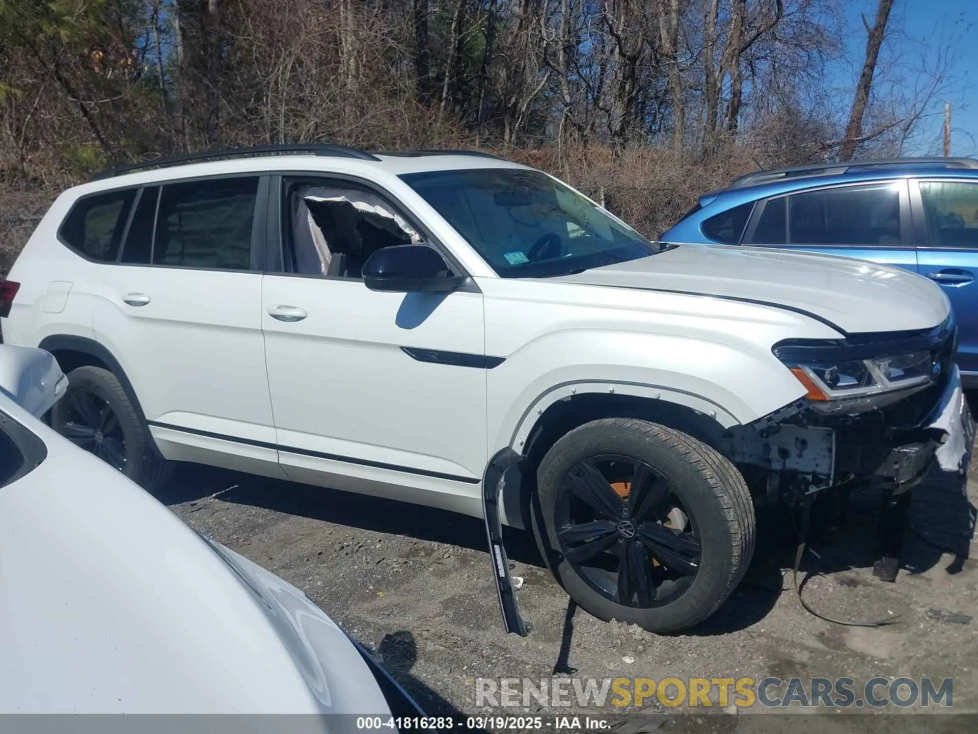 13 Photograph of a damaged car 1V2SR2CA8PC515317 VOLKSWAGEN ATLAS 2023