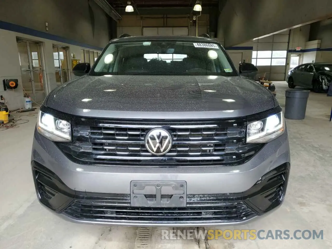5 Photograph of a damaged car 1V2SR2CAXPC512824 VOLKSWAGEN ATLAS 2023