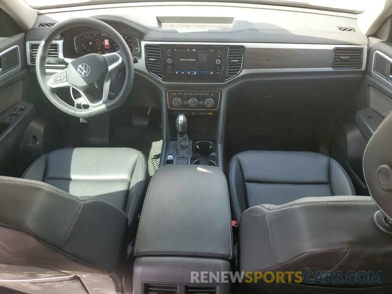 8 Photograph of a damaged car 1V2WR2CA6PC555946 VOLKSWAGEN ATLAS 2023