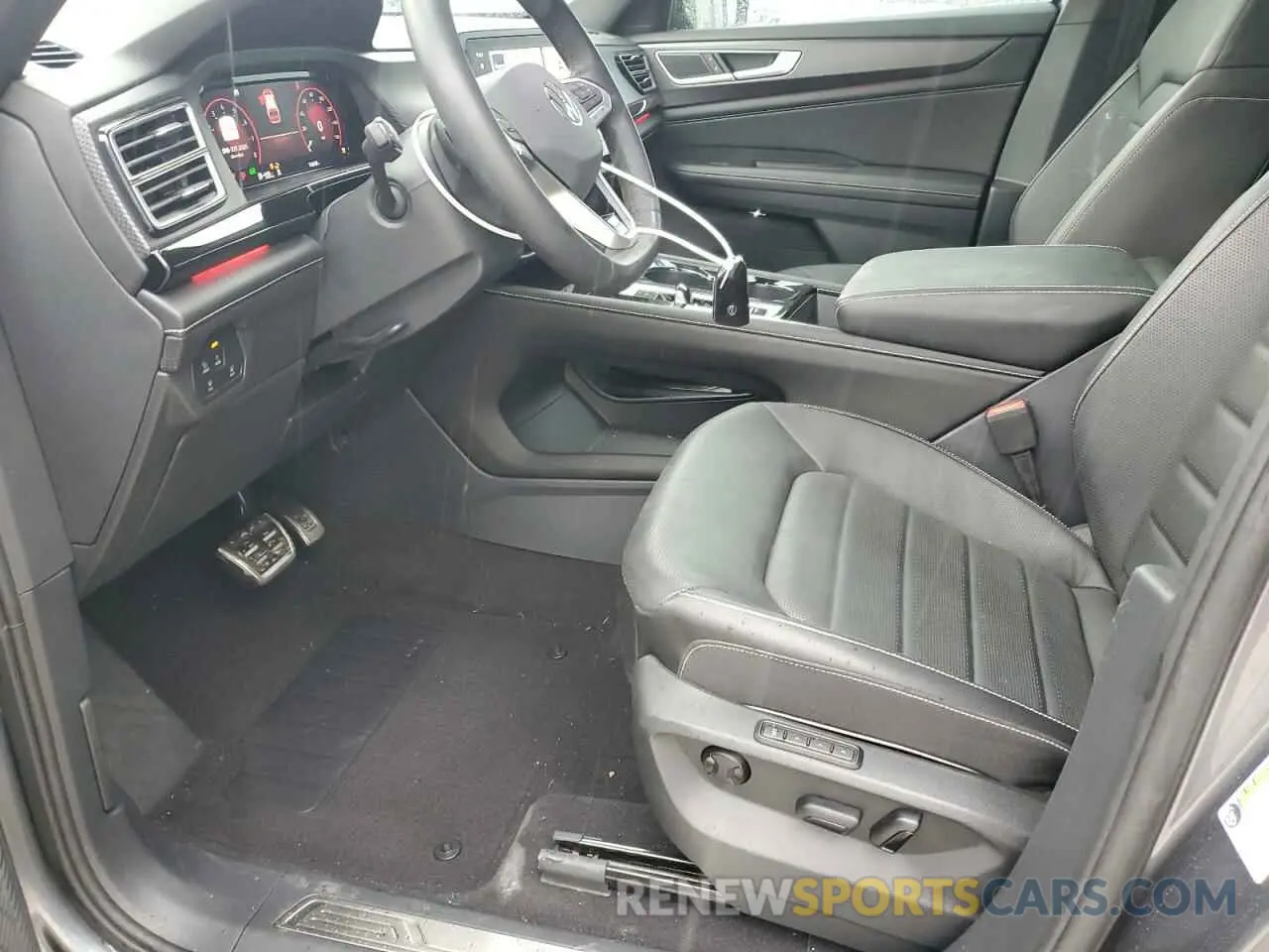 7 Photograph of a damaged car 1V2AE2CA0RC201364 VOLKSWAGEN ATLAS 2024