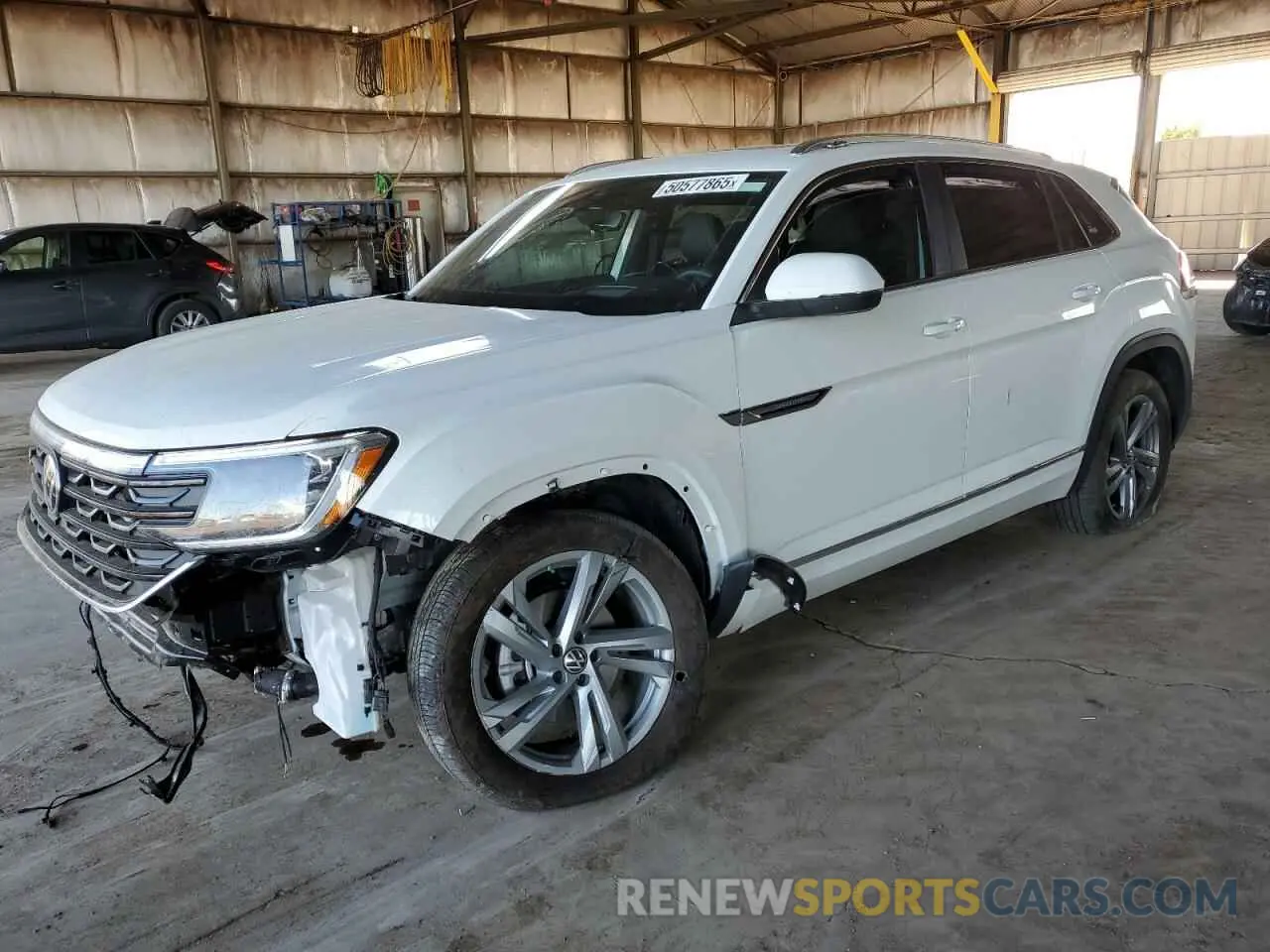 1 Photograph of a damaged car 1V2AE2CA7RC251565 VOLKSWAGEN ATLAS 2024