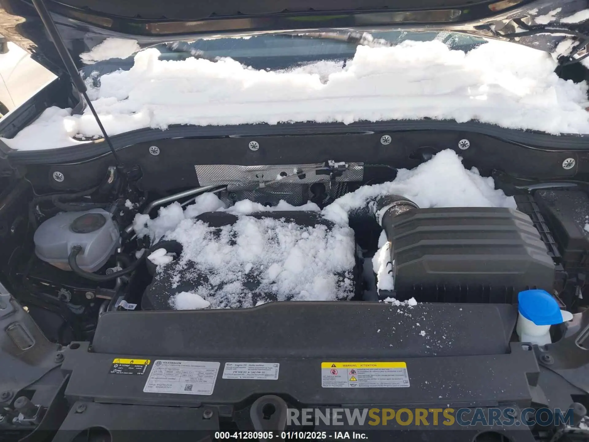 10 Photograph of a damaged car 1V2BR2CA5RC519196 VOLKSWAGEN ATLAS 2024