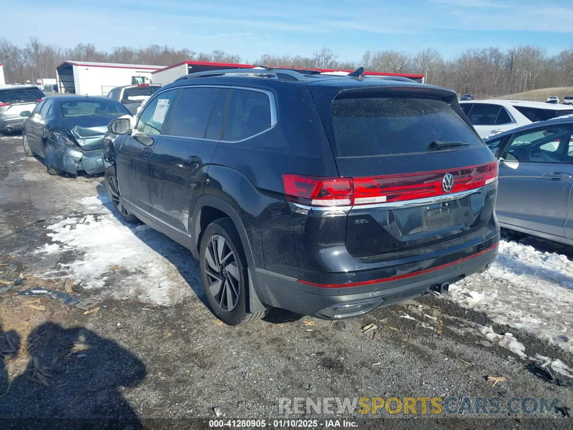 3 Photograph of a damaged car 1V2BR2CA5RC519196 VOLKSWAGEN ATLAS 2024