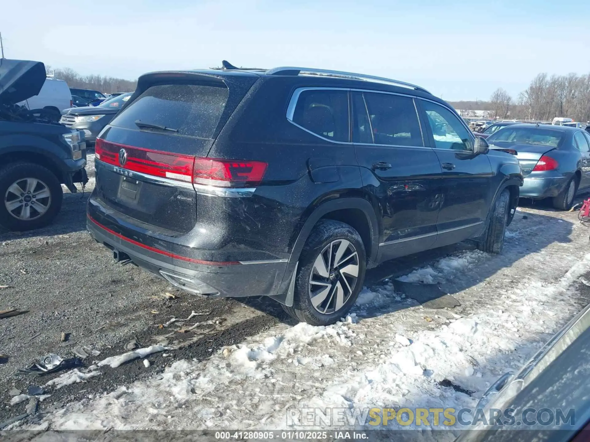 4 Photograph of a damaged car 1V2BR2CA5RC519196 VOLKSWAGEN ATLAS 2024