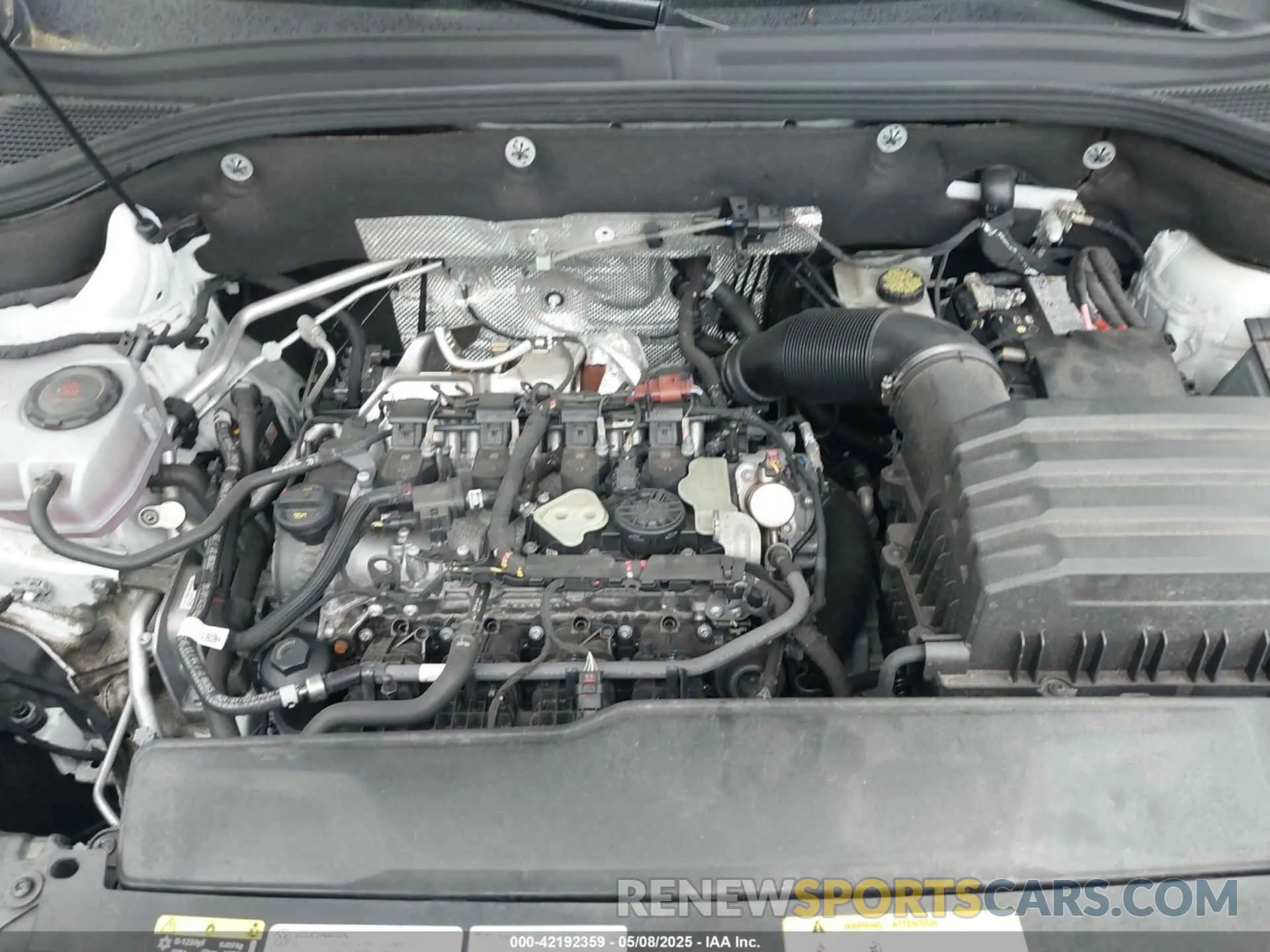 10 Photograph of a damaged car 1V2BR2CA5RC549542 VOLKSWAGEN ATLAS 2024